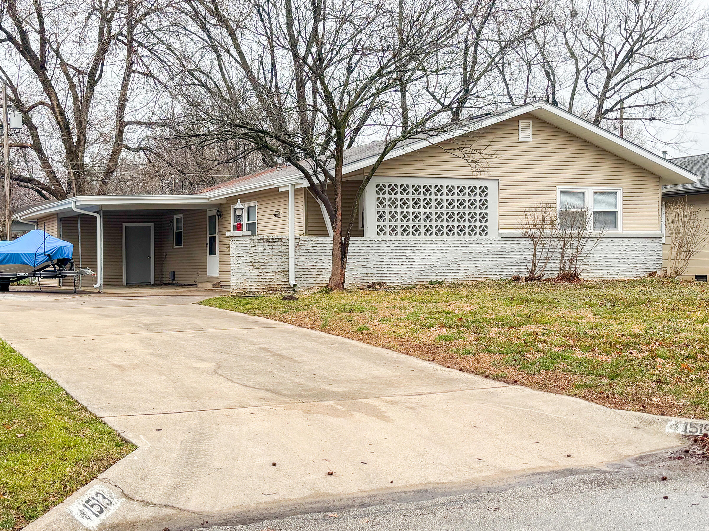 1519 E Berkeley Street, Springfield MO 65804