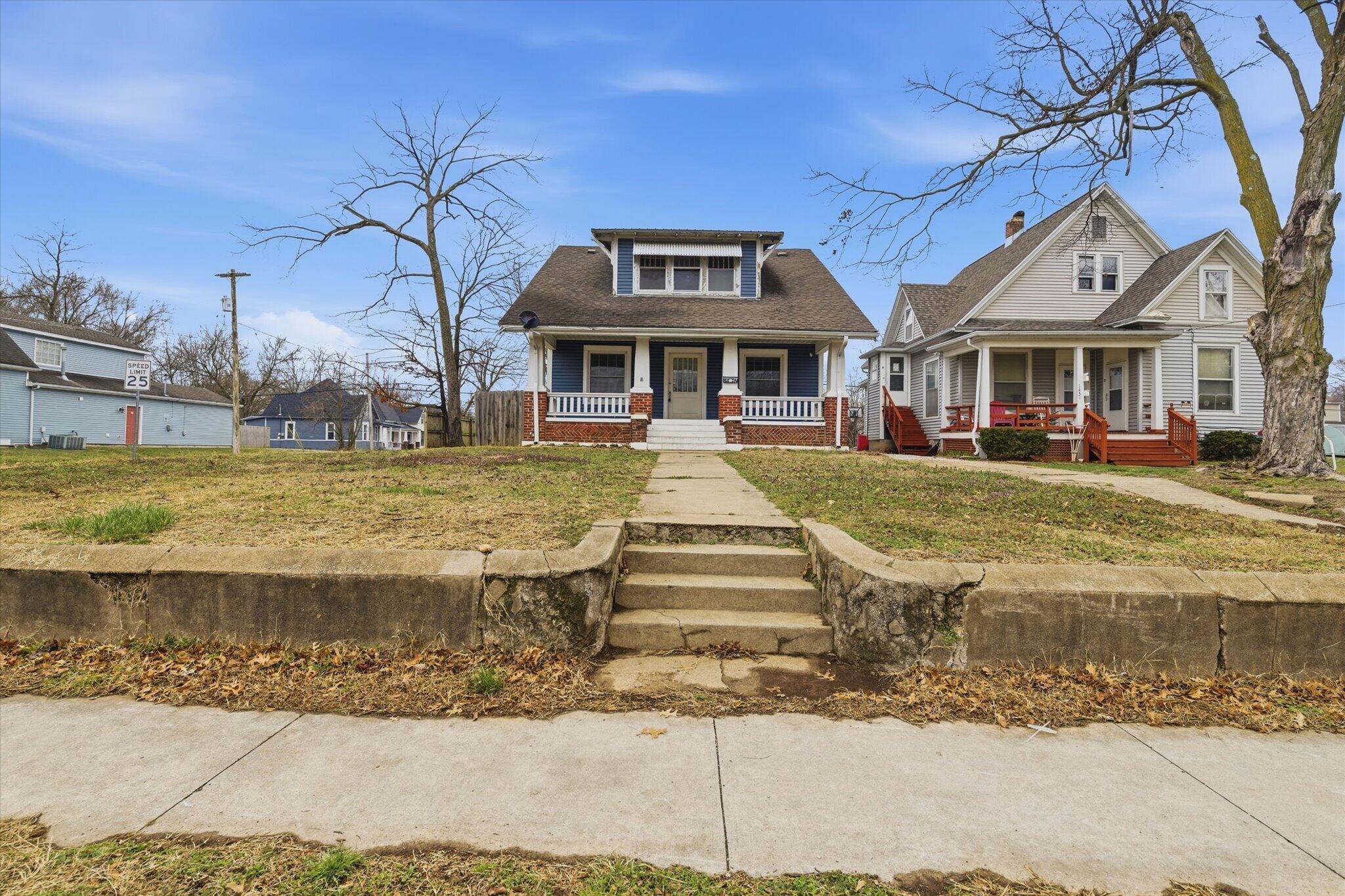 1447 N Broadway Avenue, Springfield MO 65802