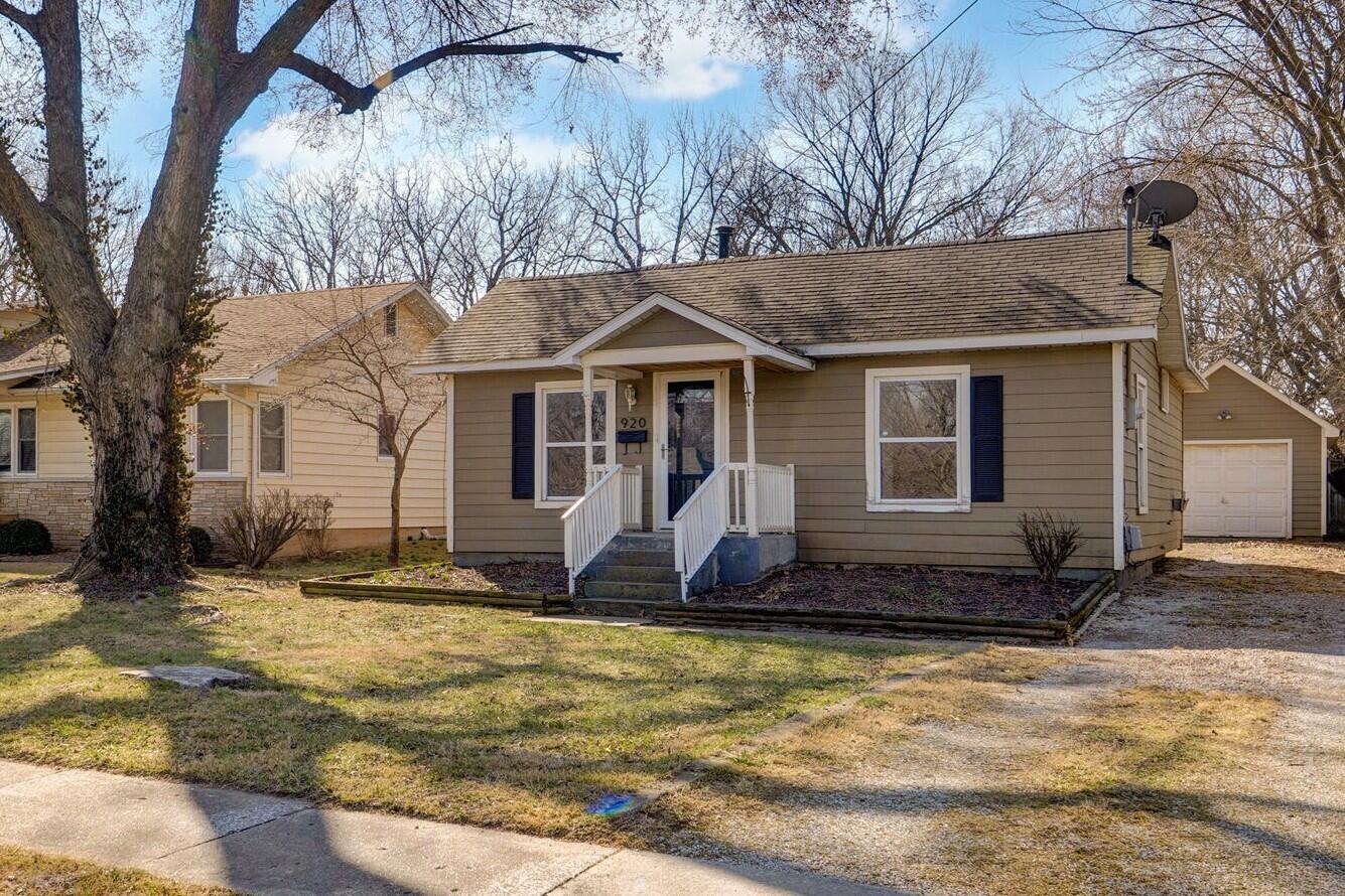 920 W Talmage Street, Springfield MO 65803