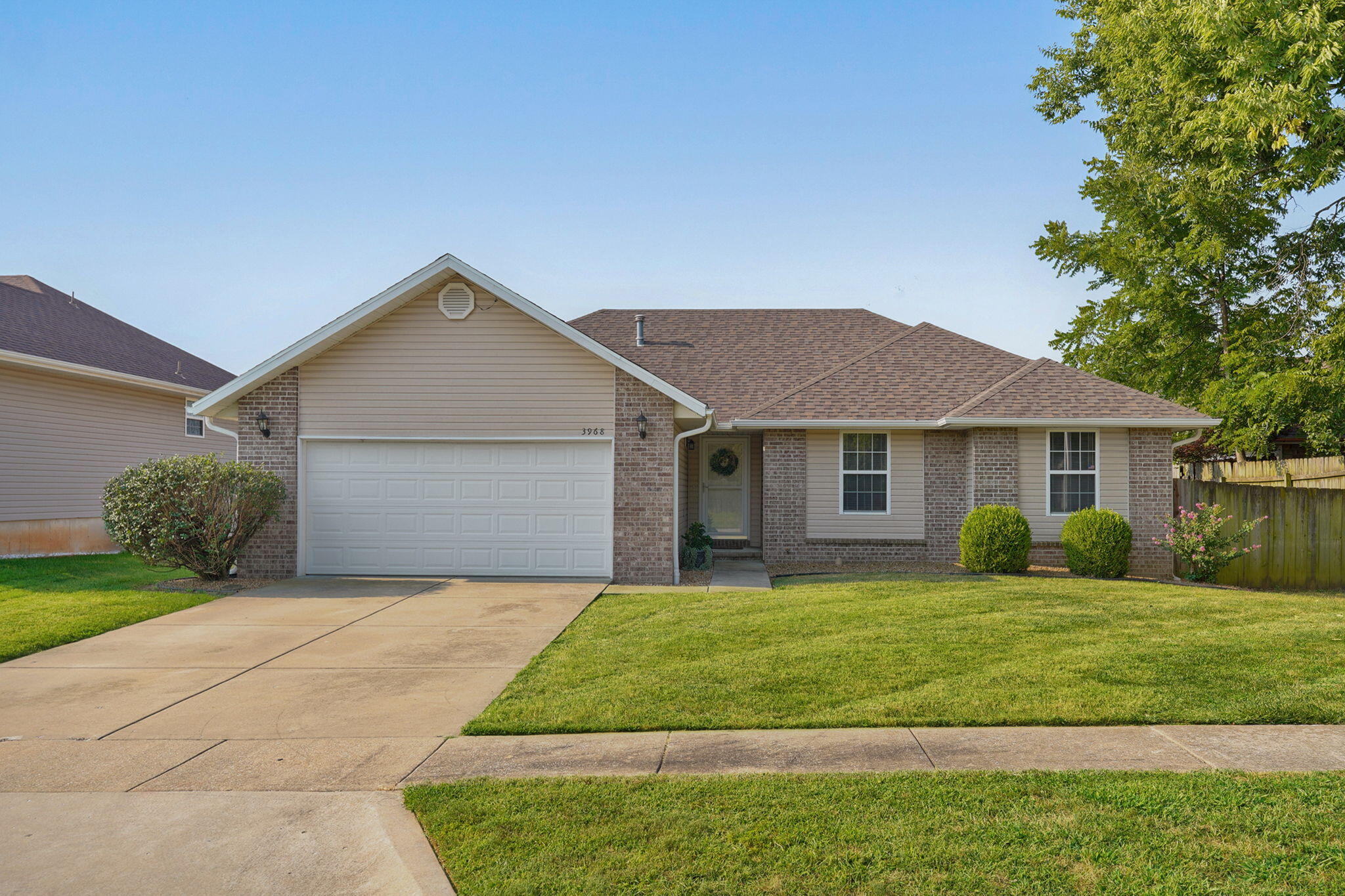 3968 W Beechwood Street, Springfield MO 65807