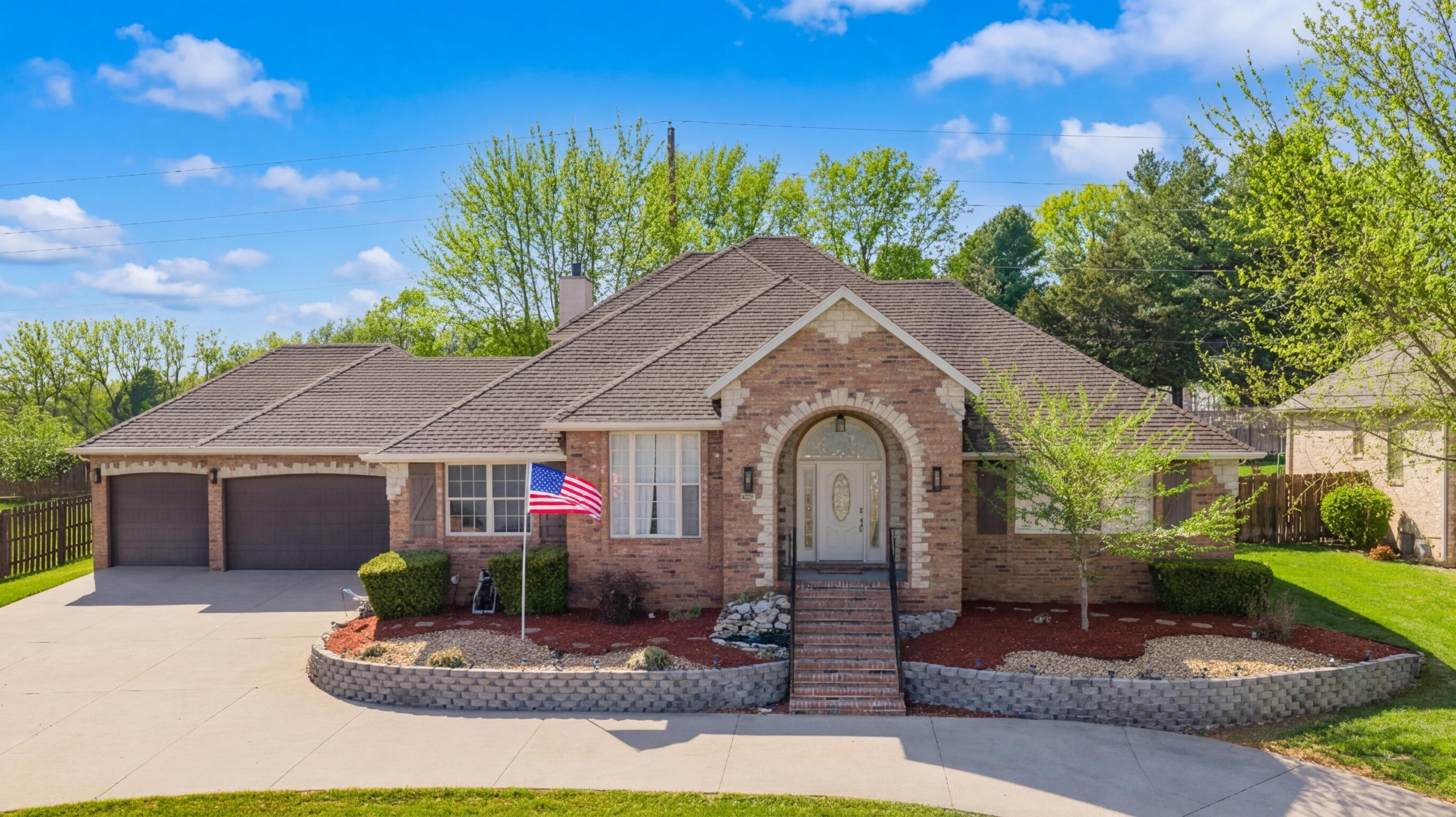 2915 N 25th Street, Ozark MO 65721