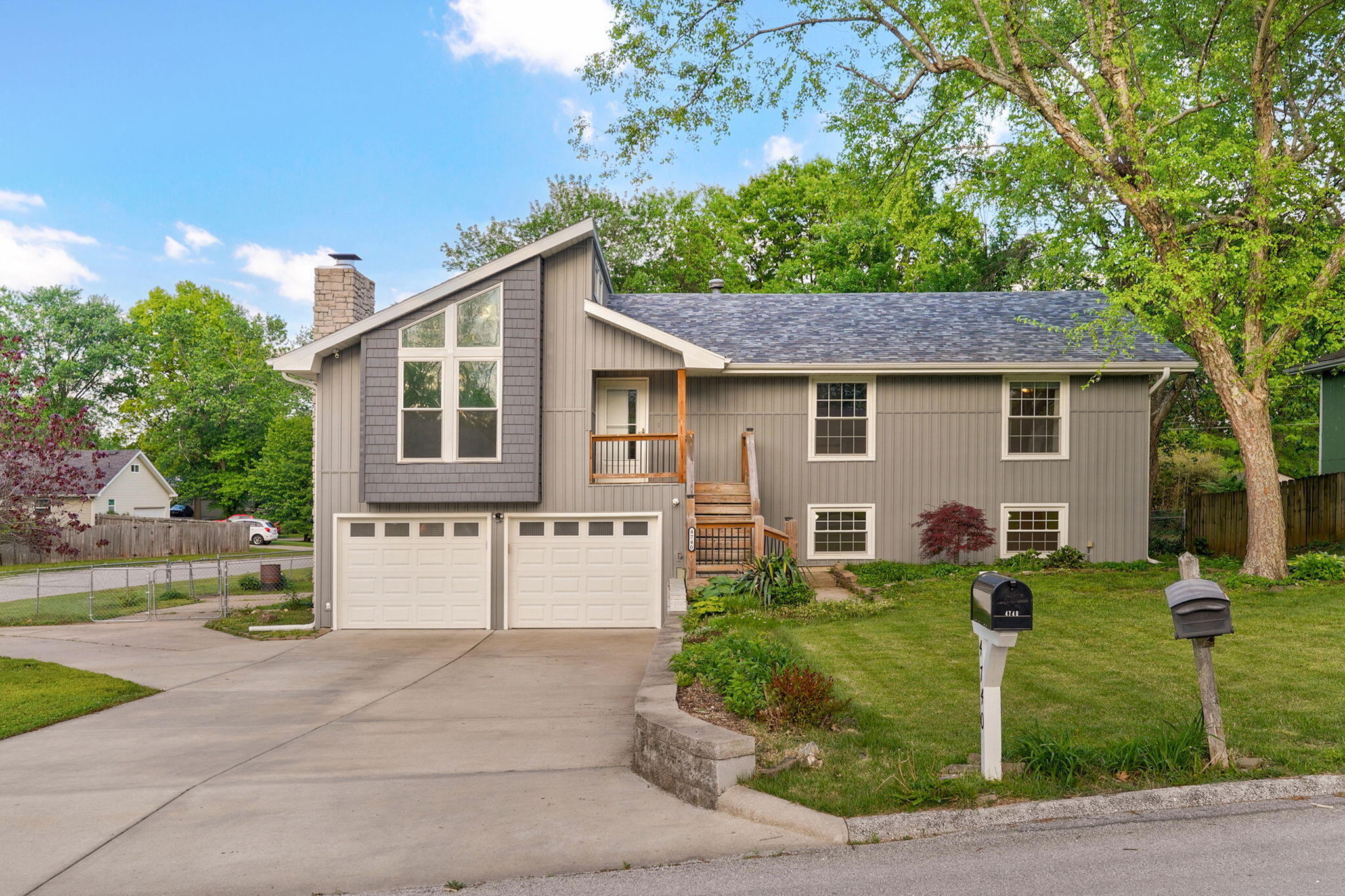 4740 S Glenn Avenue, Springfield MO 65810