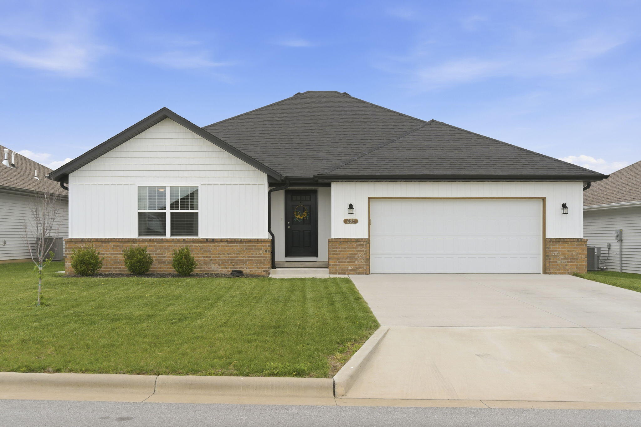 883 S Parkside Circle, Nixa MO 65714
