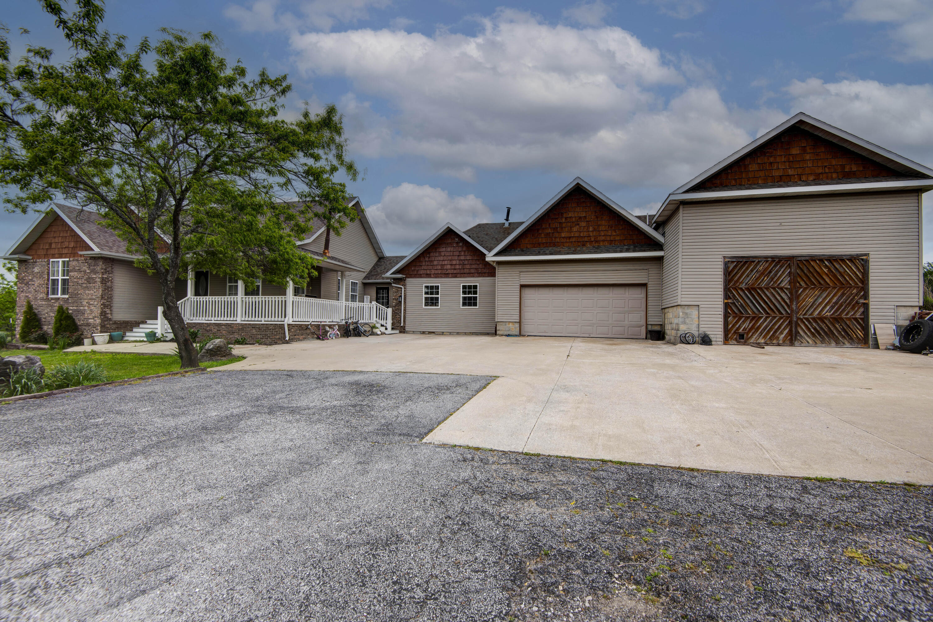 293 Quarry Loop, Sparta MO 65753