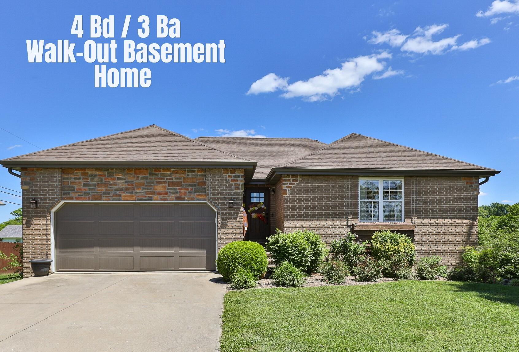 660 Big Bear Court, Marshfield MO 65706