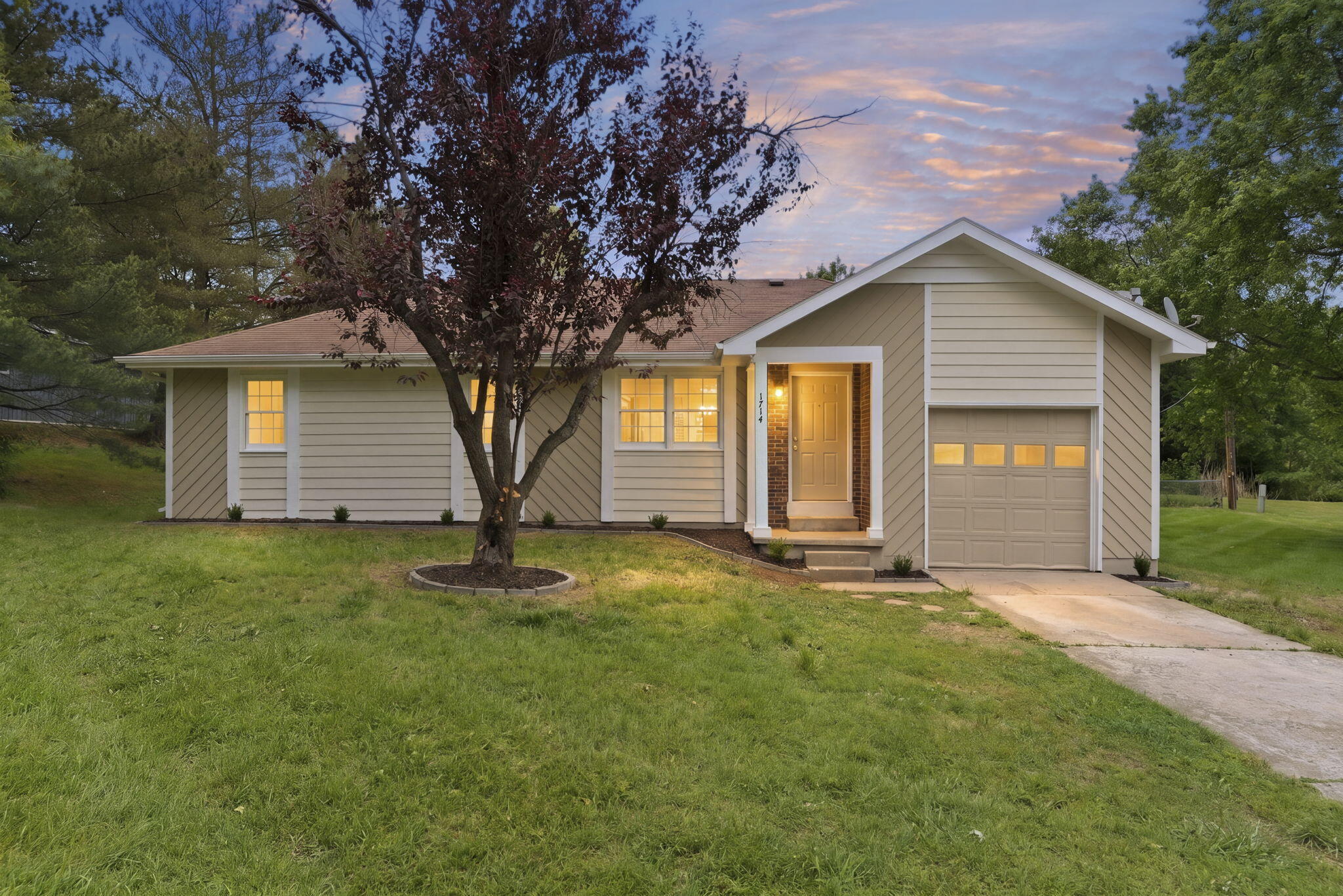 1714 Clearwater Circle, Ozark MO 65721
