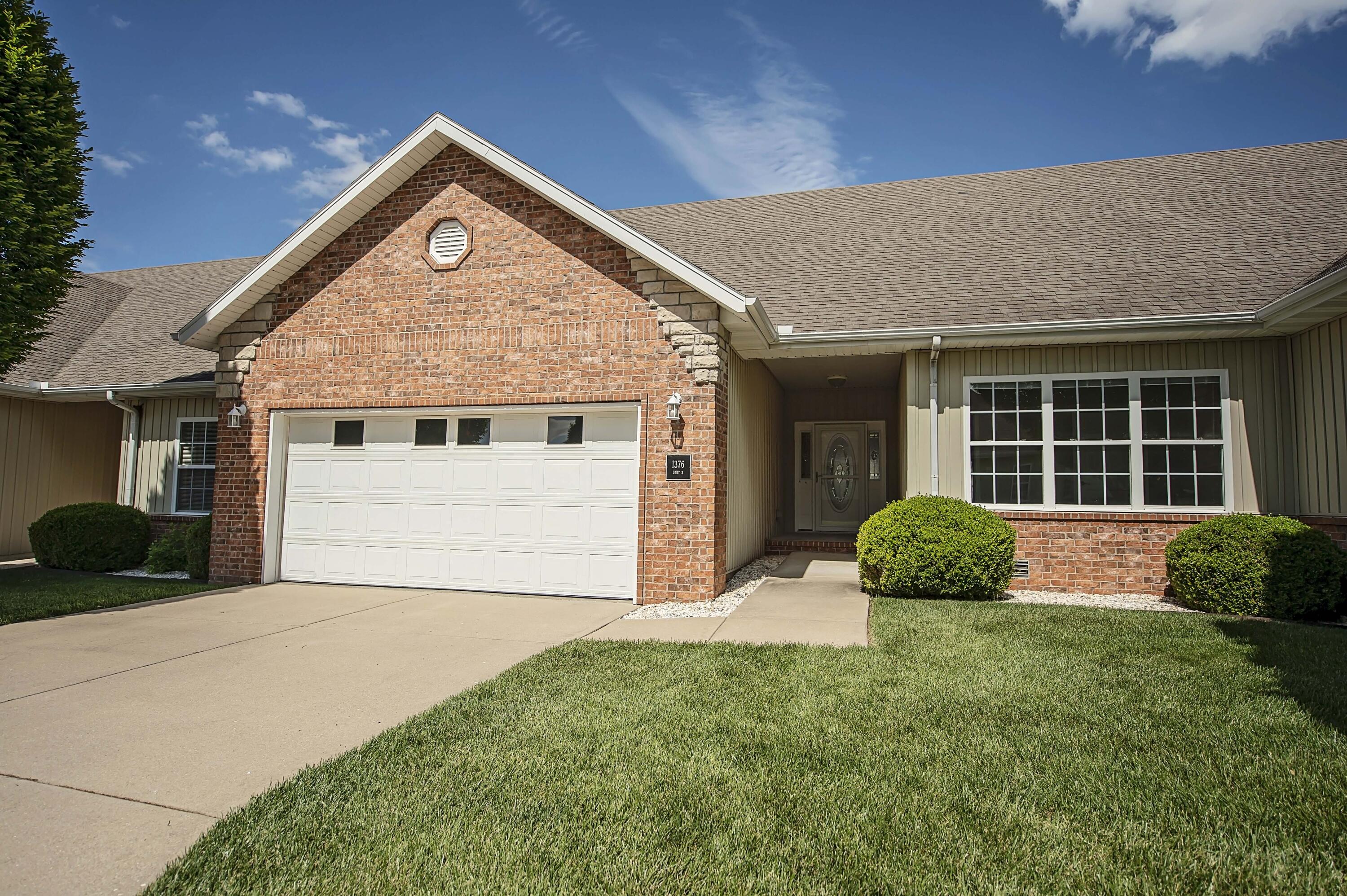 1376 N Sandy Creek Circle Unit 3, Nixa MO 65714