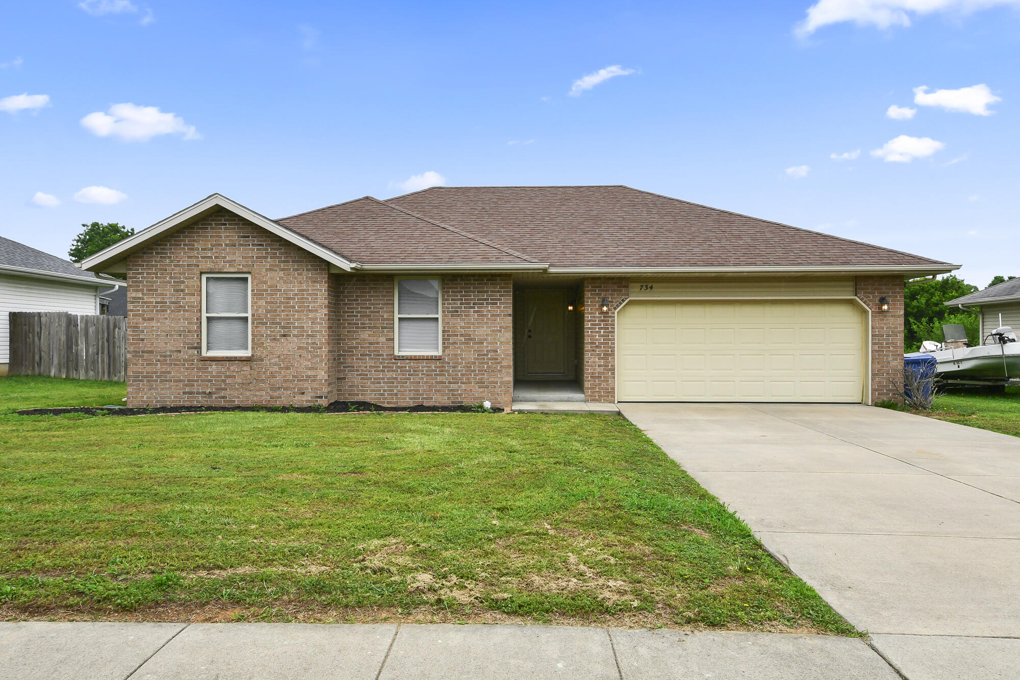 734 E Logan Street, Rogersville MO 65742