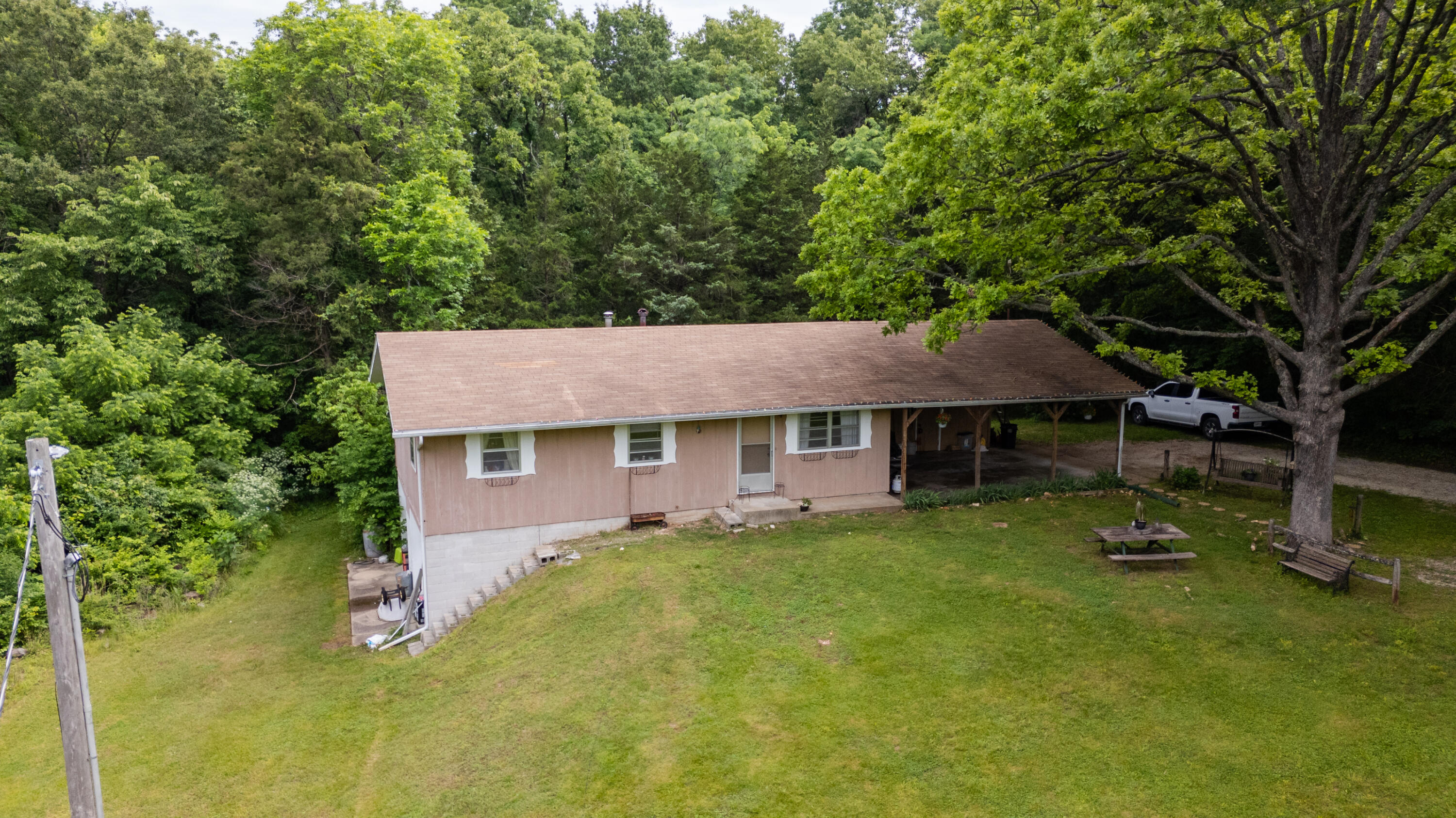 3549 S Farm Road 205, Rogersville MO 65742