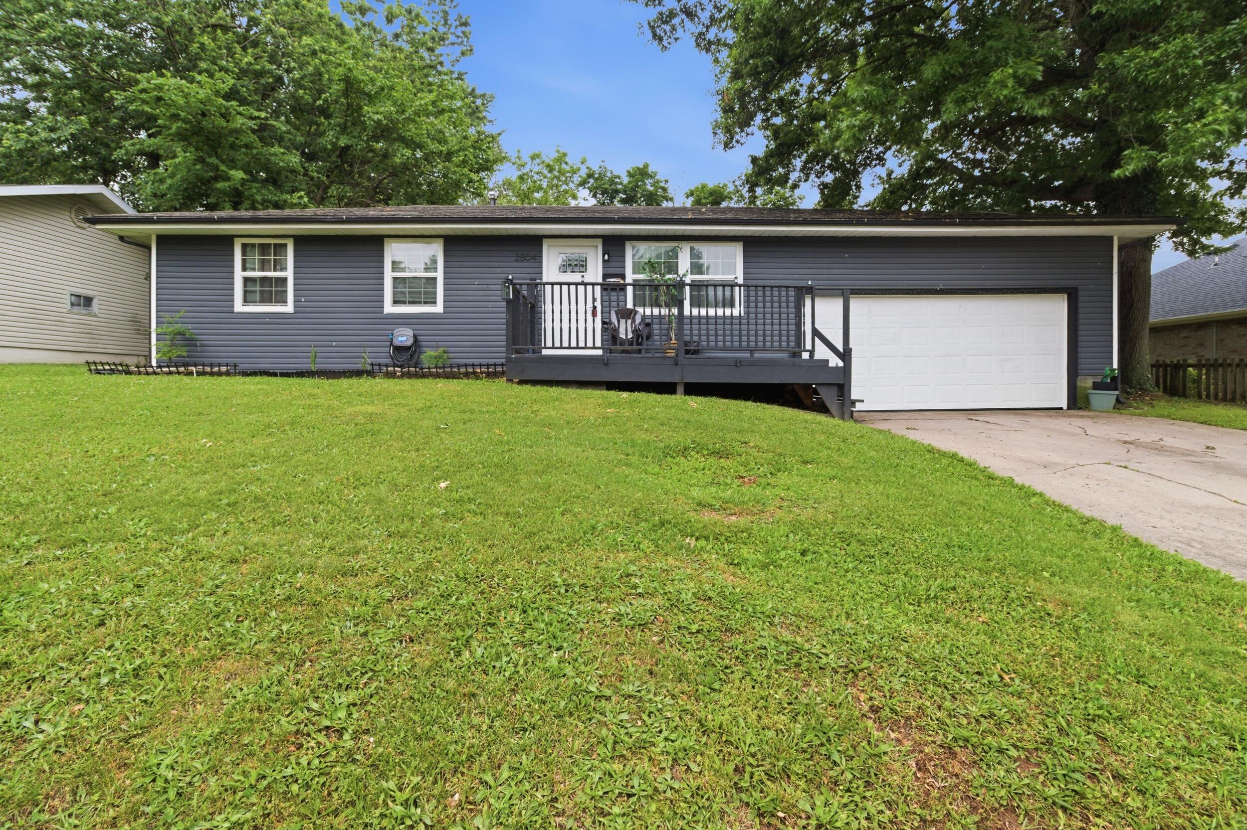 2804 W Whiteside Street, Springfield MO 65807