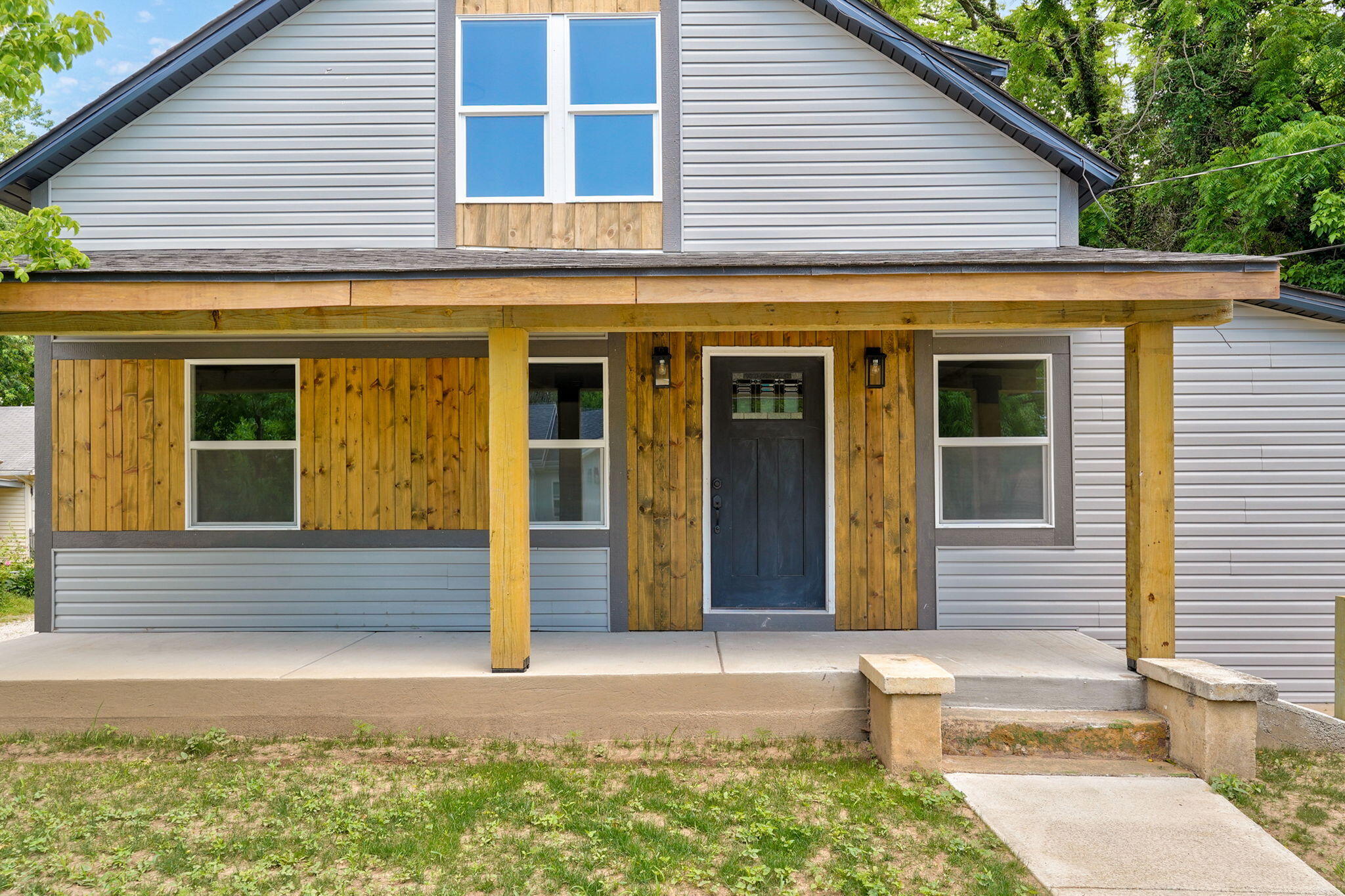 1616 N Hampton Avenue, Springfield MO 65803