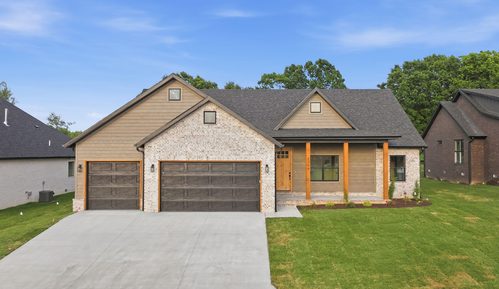 5300 N Seacrest Drive, Ozark MO 65721
