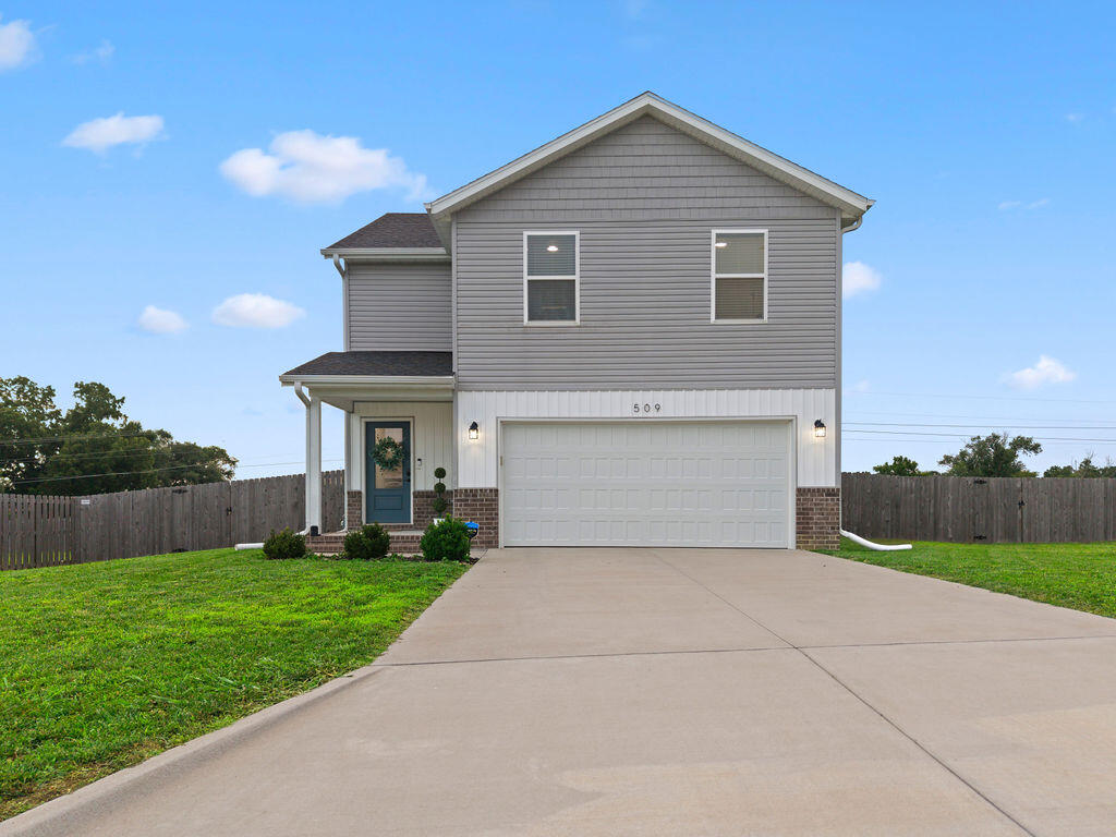 509 N Pine Leaf Road, Nixa MO 65714