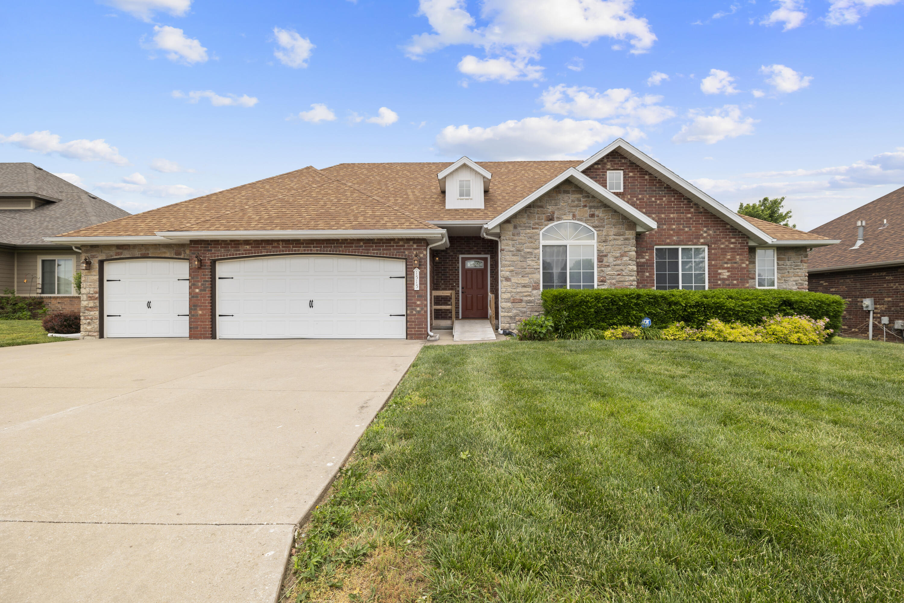 1515 S Natchez Road, Republic MO 65738