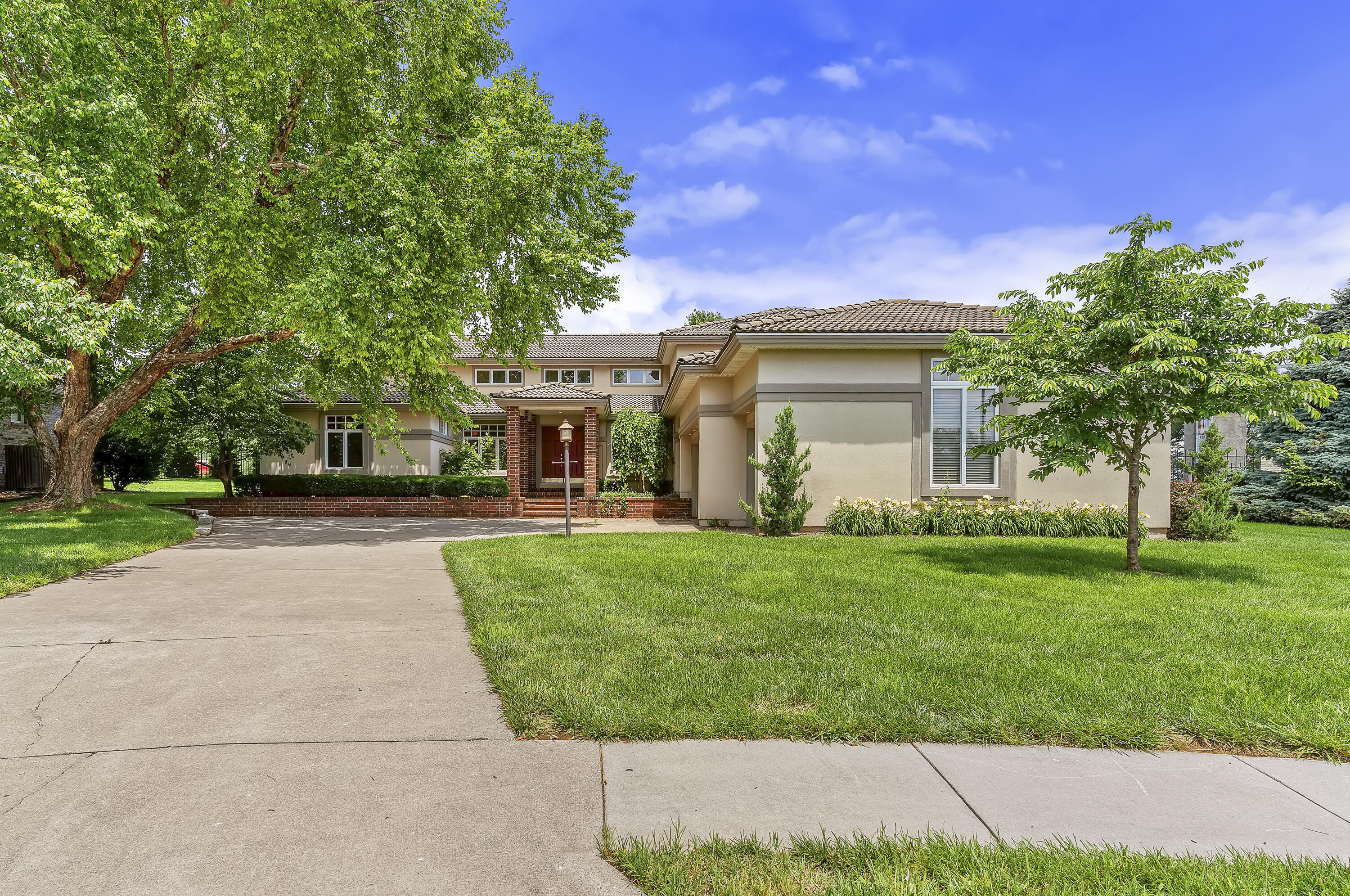 3733 E Cromwell Lane, Springfield MO 65802