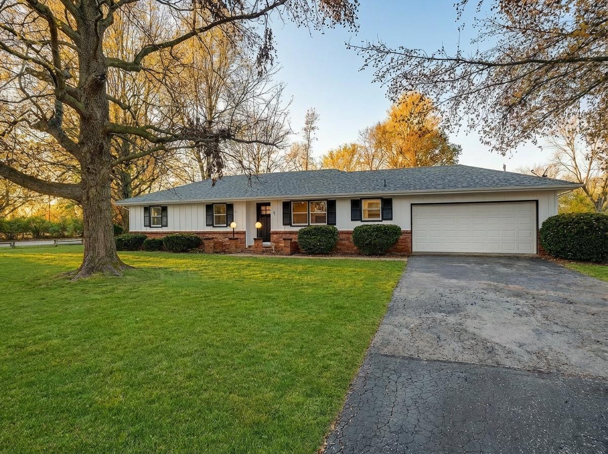 701 Hillcrest Avenue, Nixa MO 65714