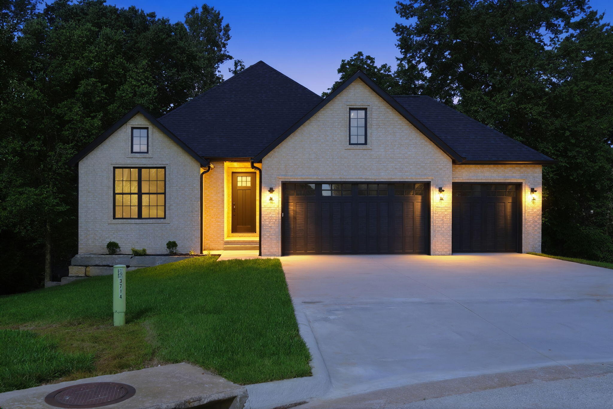 3714 W Rosebrier Court, Springfield MO 65807