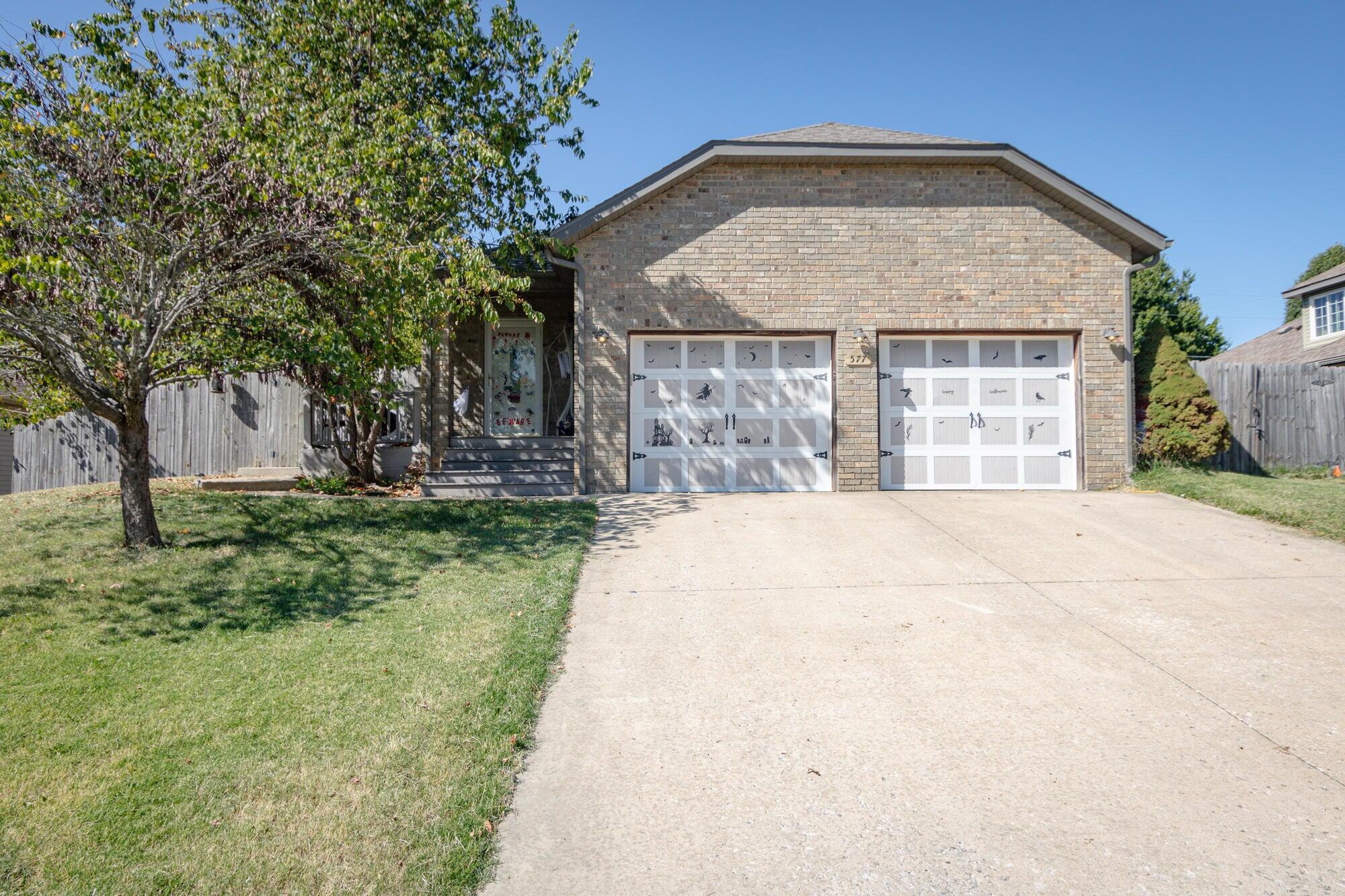 577 S Canterbury Lane, Nixa MO 65714