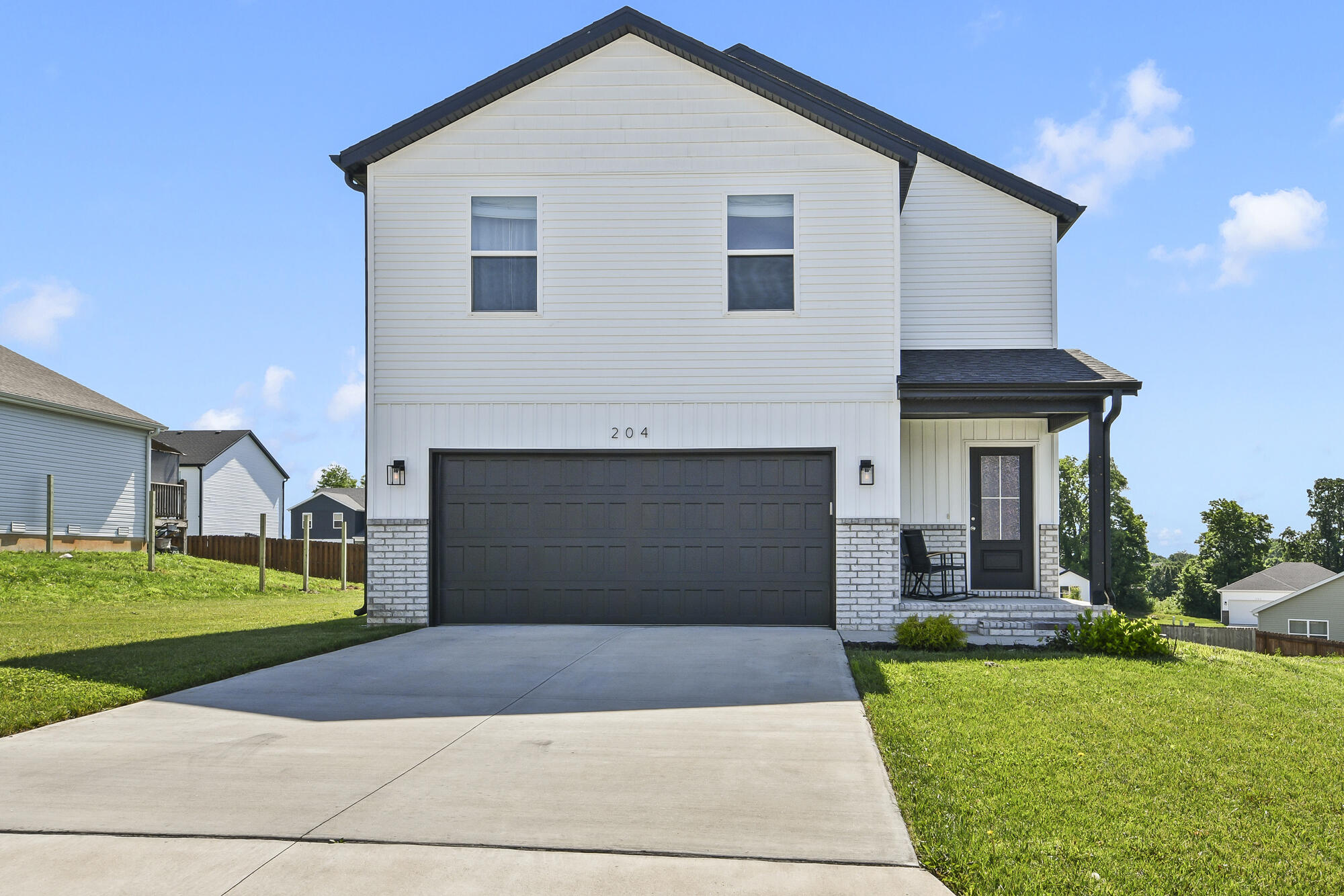 204 N Big Horn Road, Nixa MO 65714