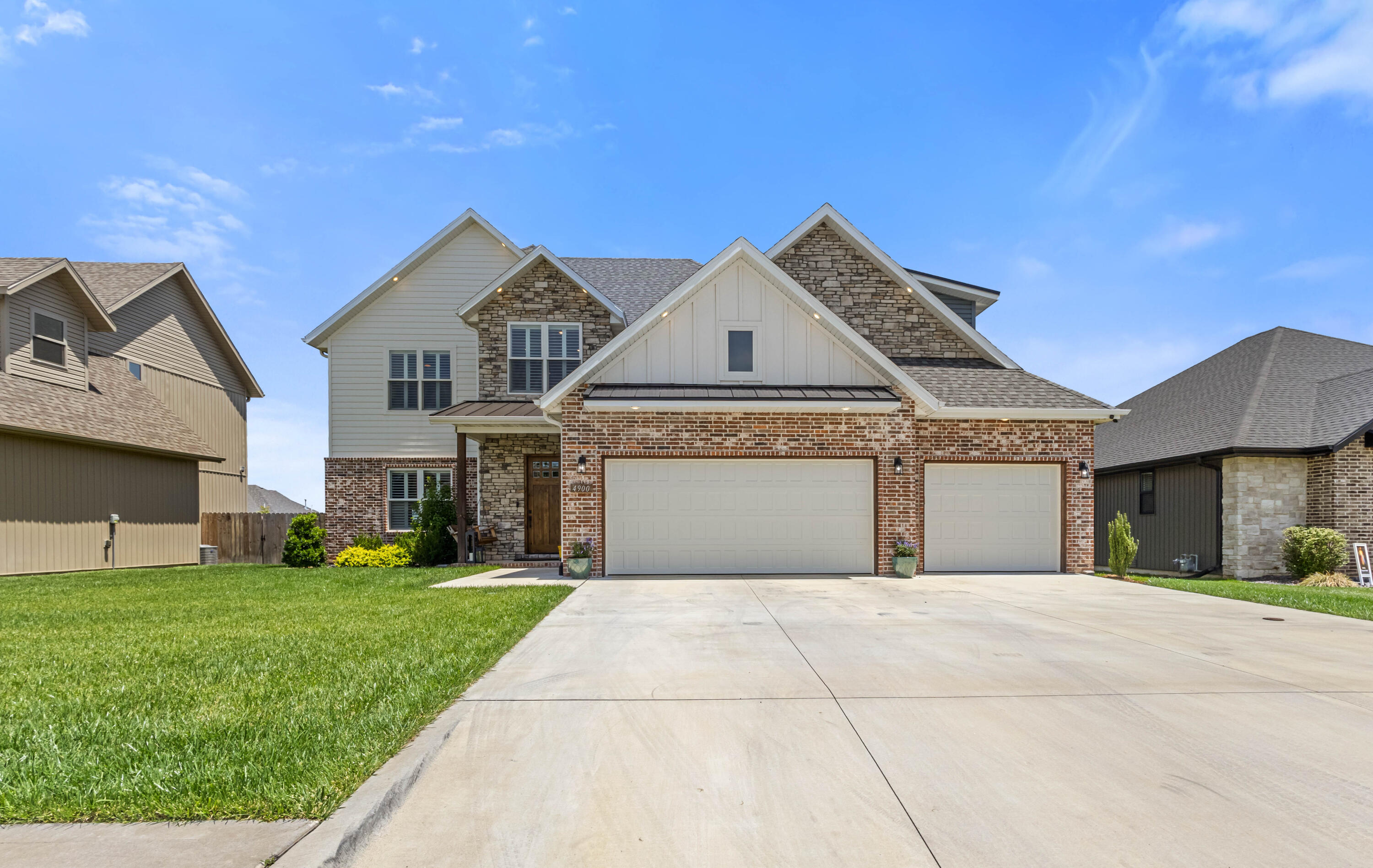 4900 S Aaron Avenue, Springfield MO 65810