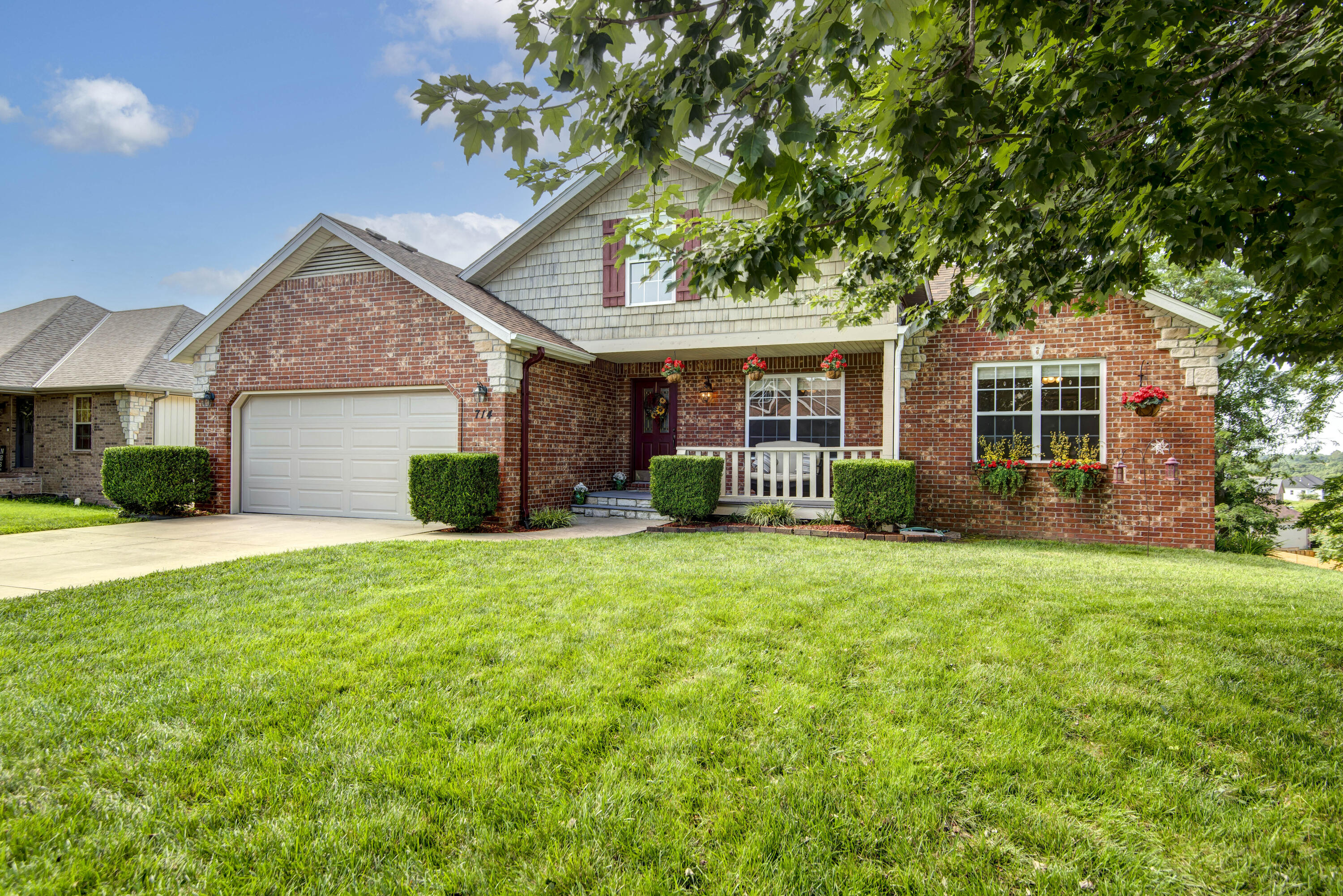 714 River Rock Court, Nixa MO 65714