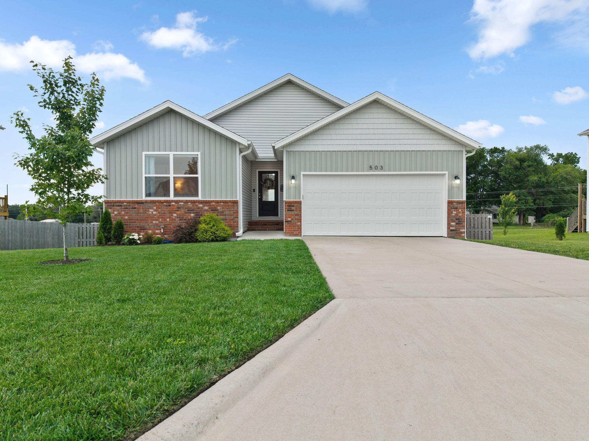 503 N Pine Leaf Road, Nixa MO 65714