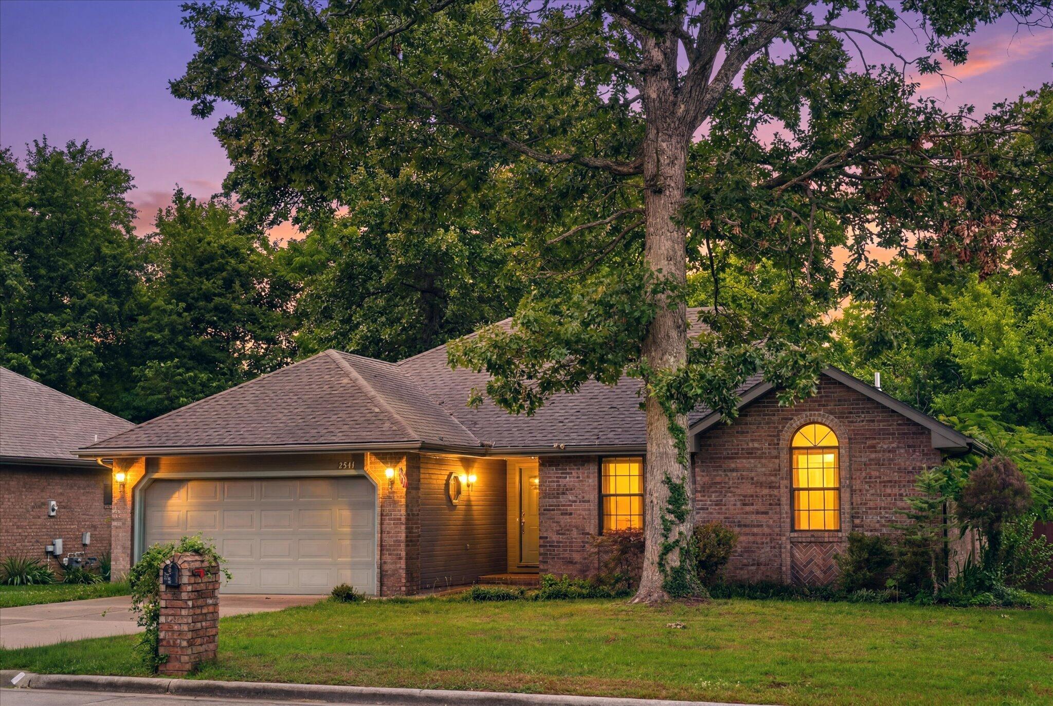 2941 E Belmont Street, Springfield MO 65802