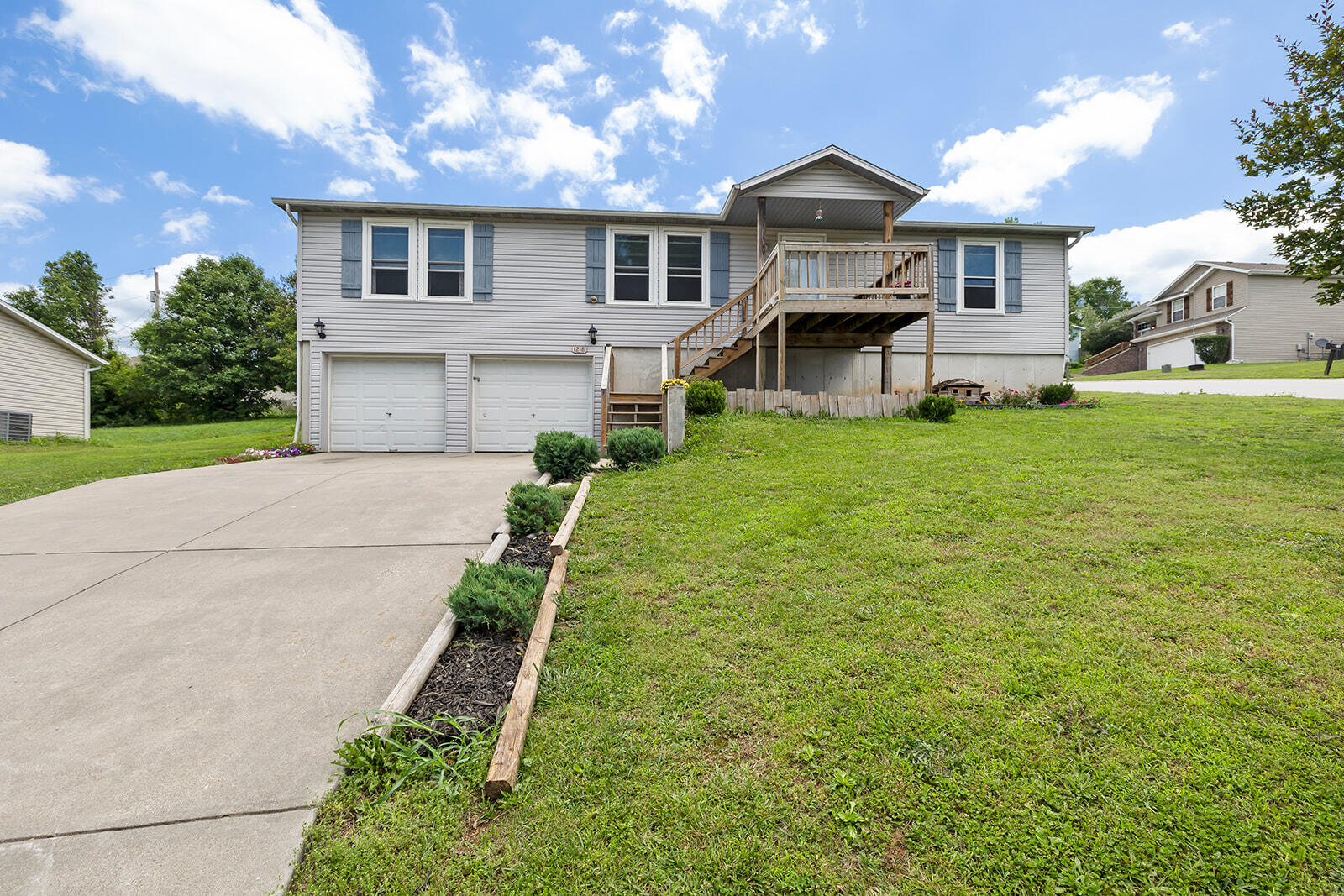 1218 S 17th Street, Ozark MO 65721