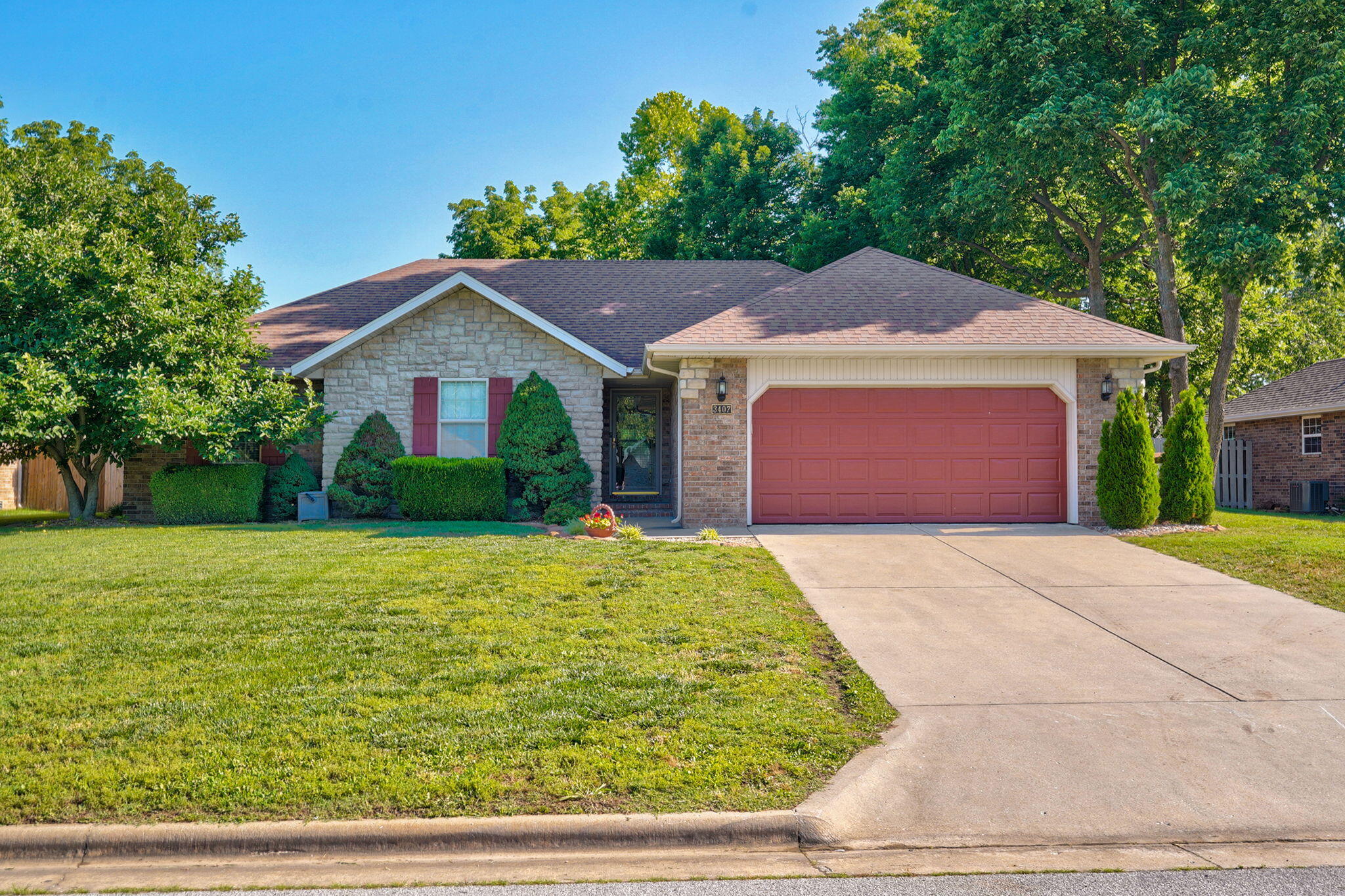 3407 W Vincent Drive, Springfield MO 65810