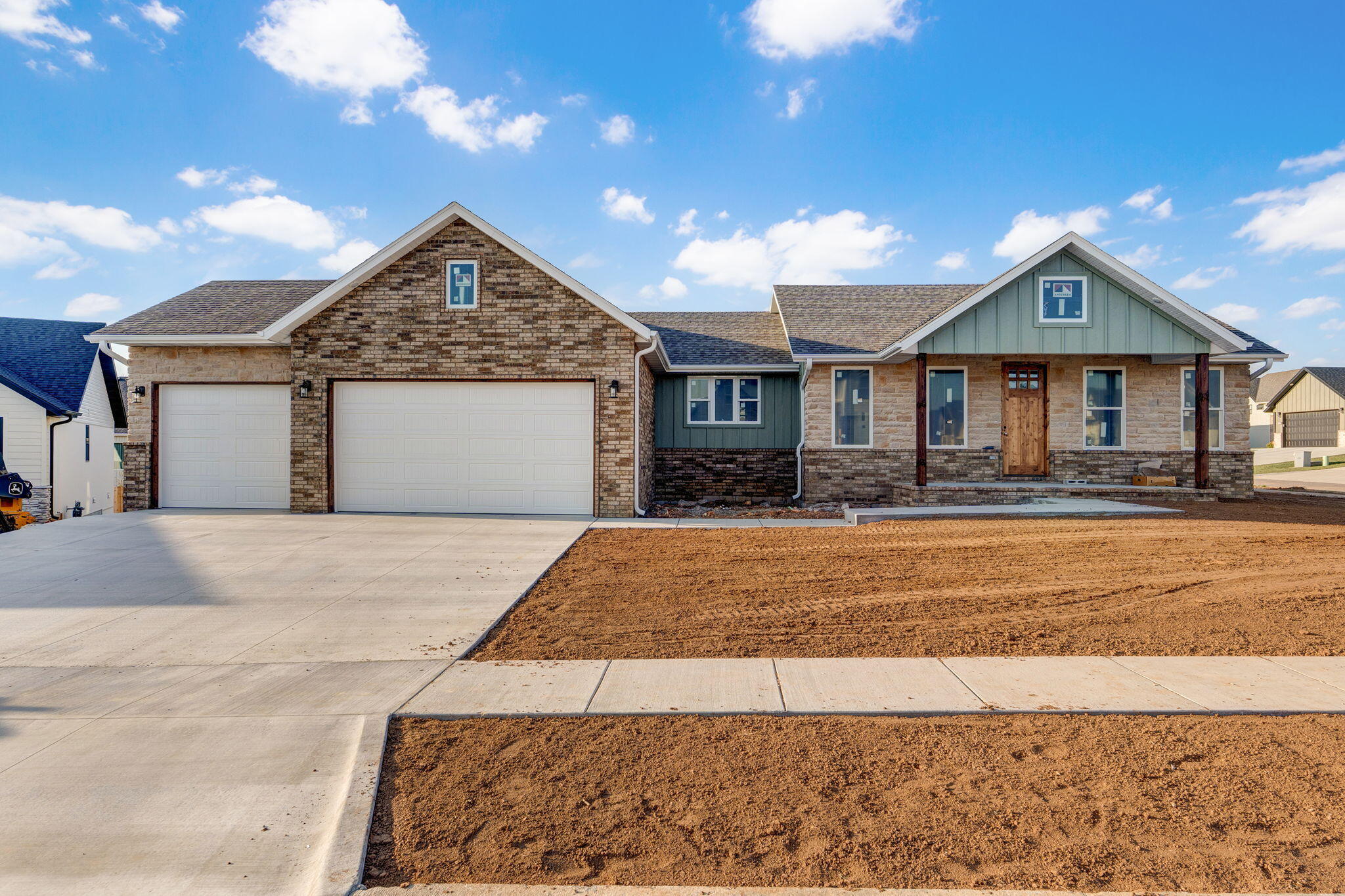 3048 W Teton Drive, Springfield MO 65810