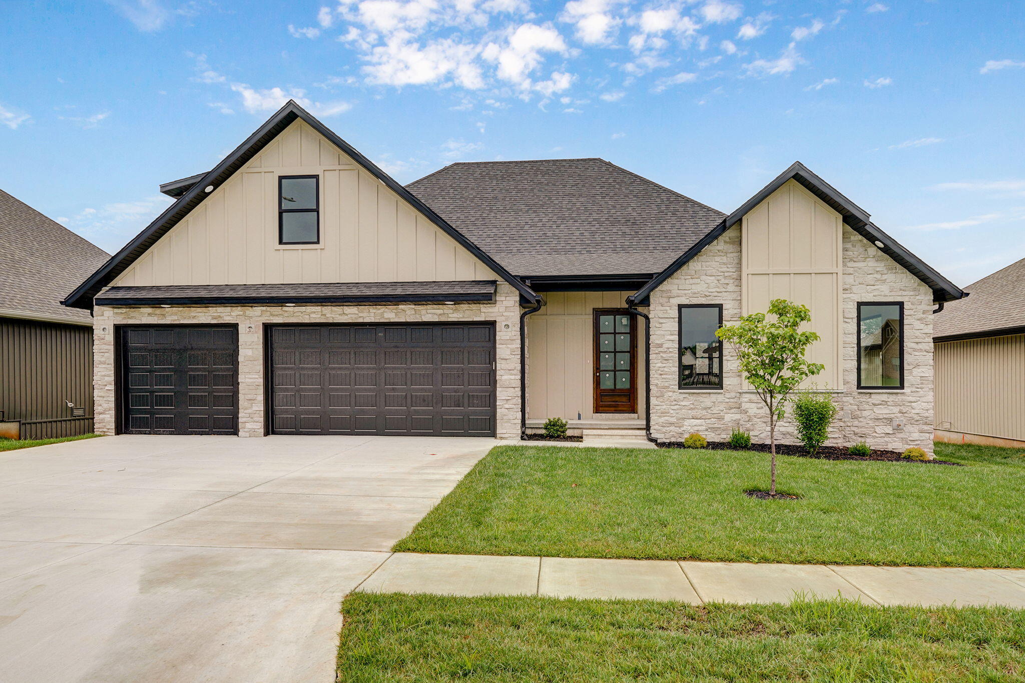 3032 W Allen Drive, Springfield MO 65810