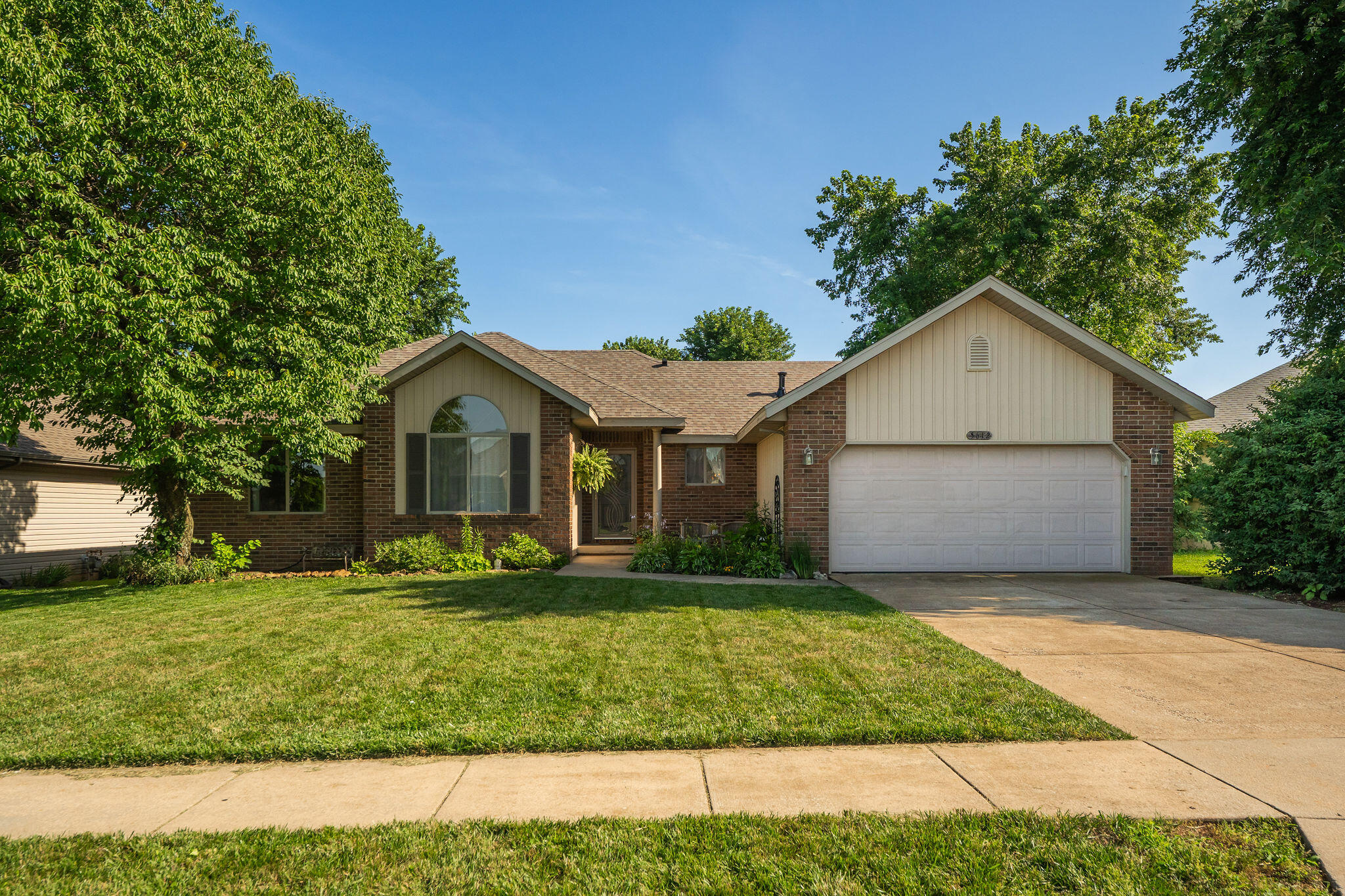 5612 W Lombard Street, Springfield MO 65802