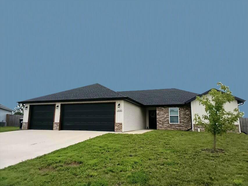 237 W Rabbit Run Court, Rogersville MO 65742