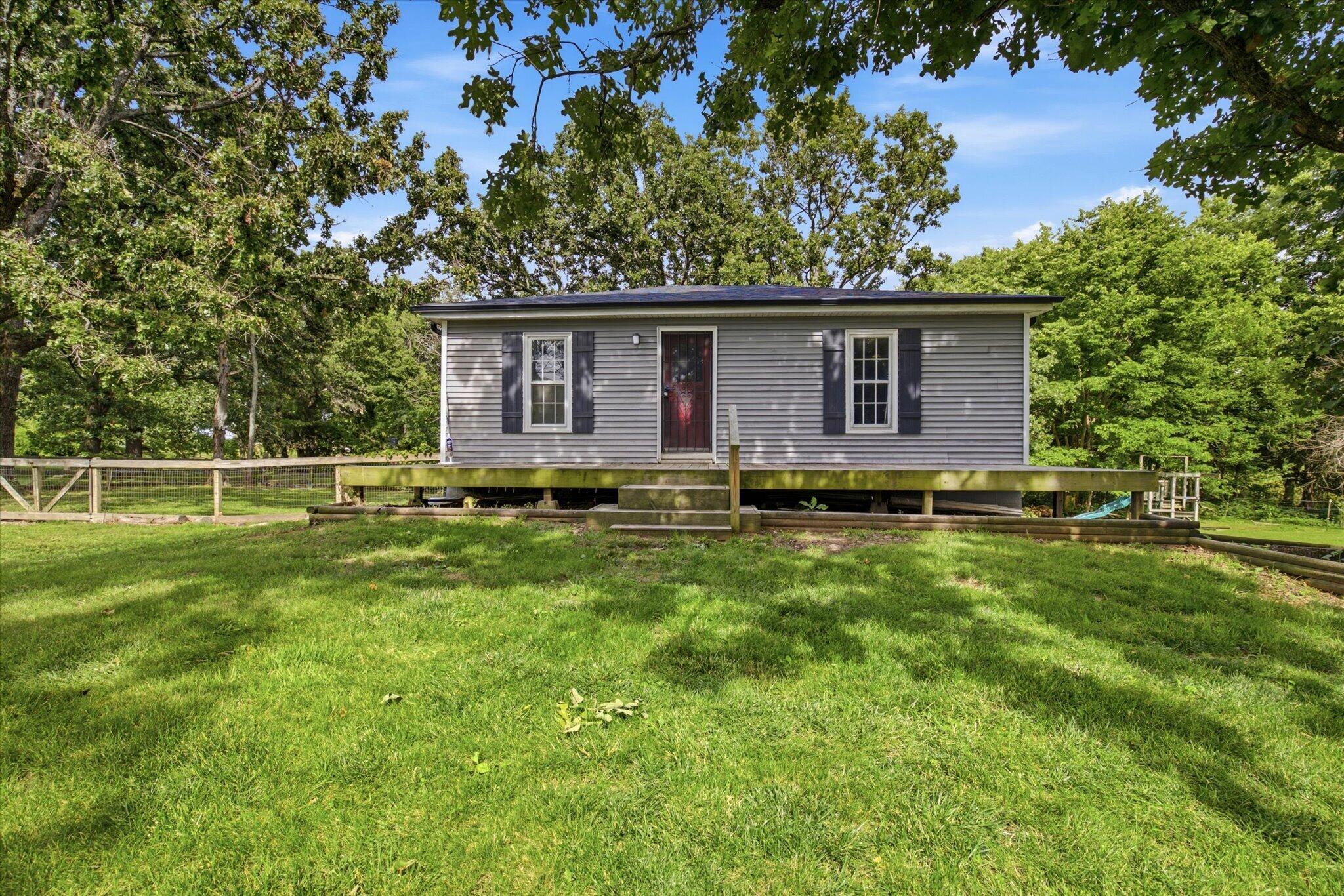 1384 N Farm Road 227, Strafford MO 65757
