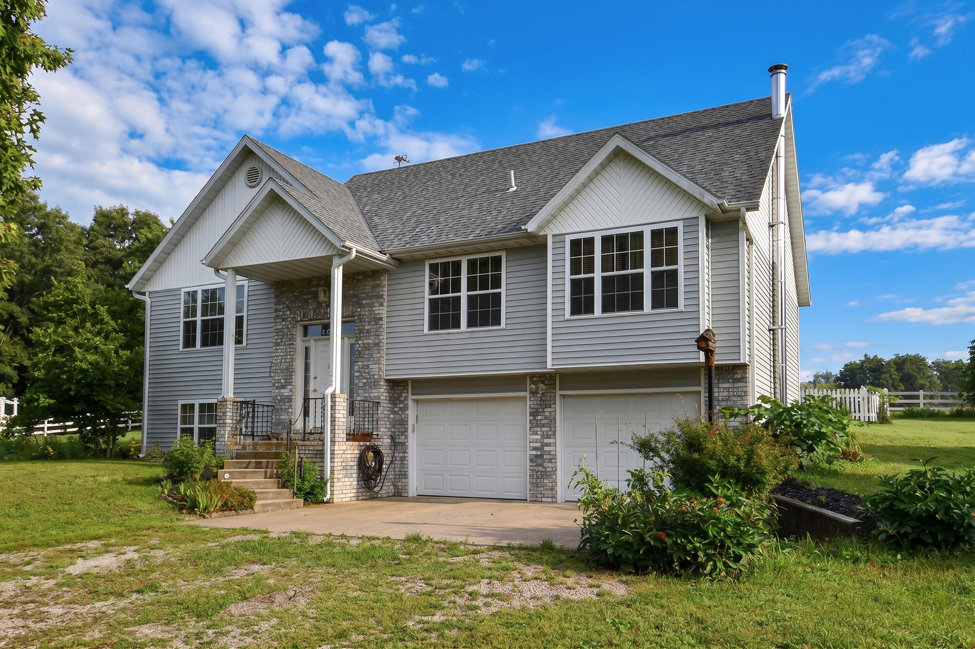 306 Spring Valley, Marshfield MO 65706