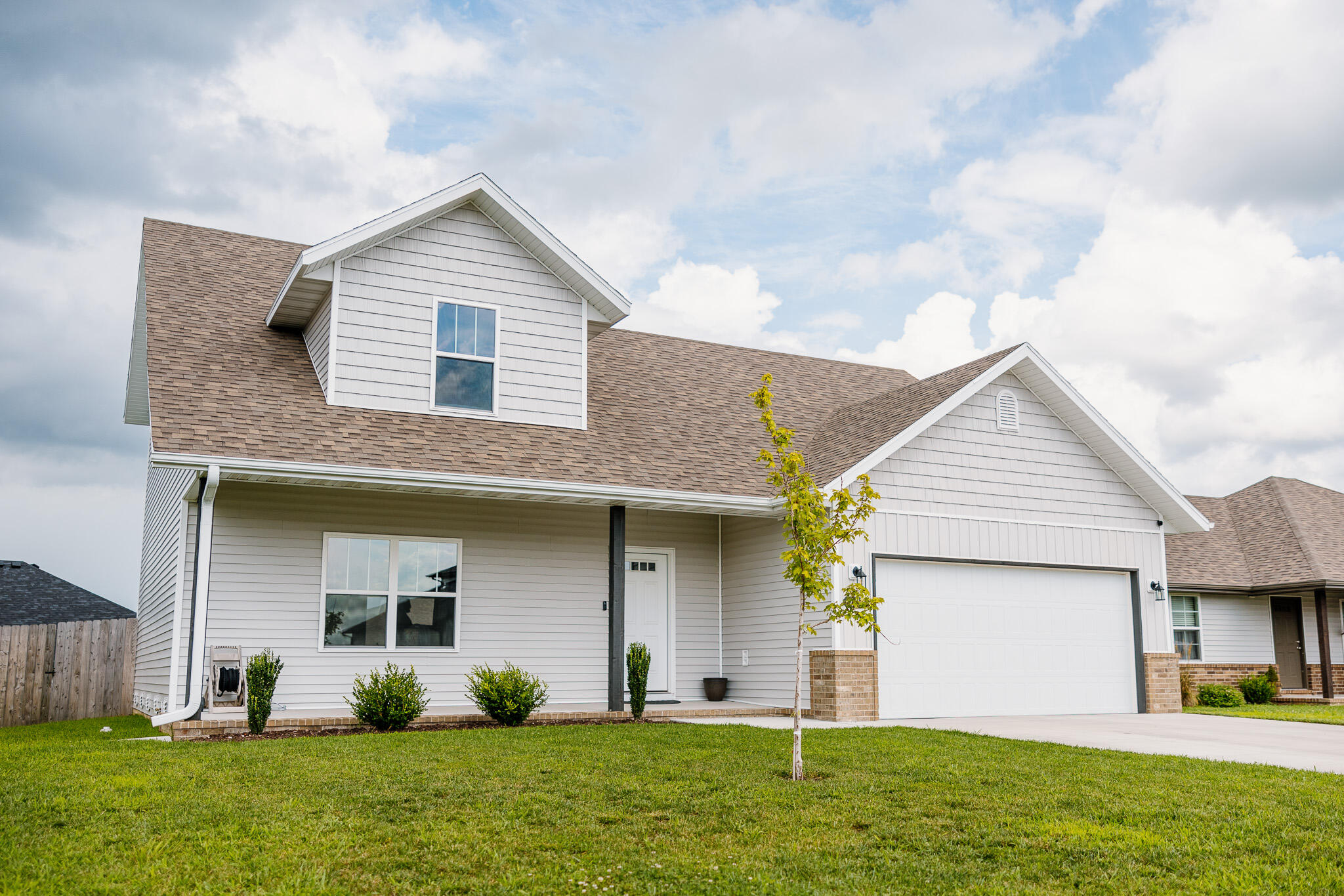 887 S Parkside Circle, Nixa MO 65714