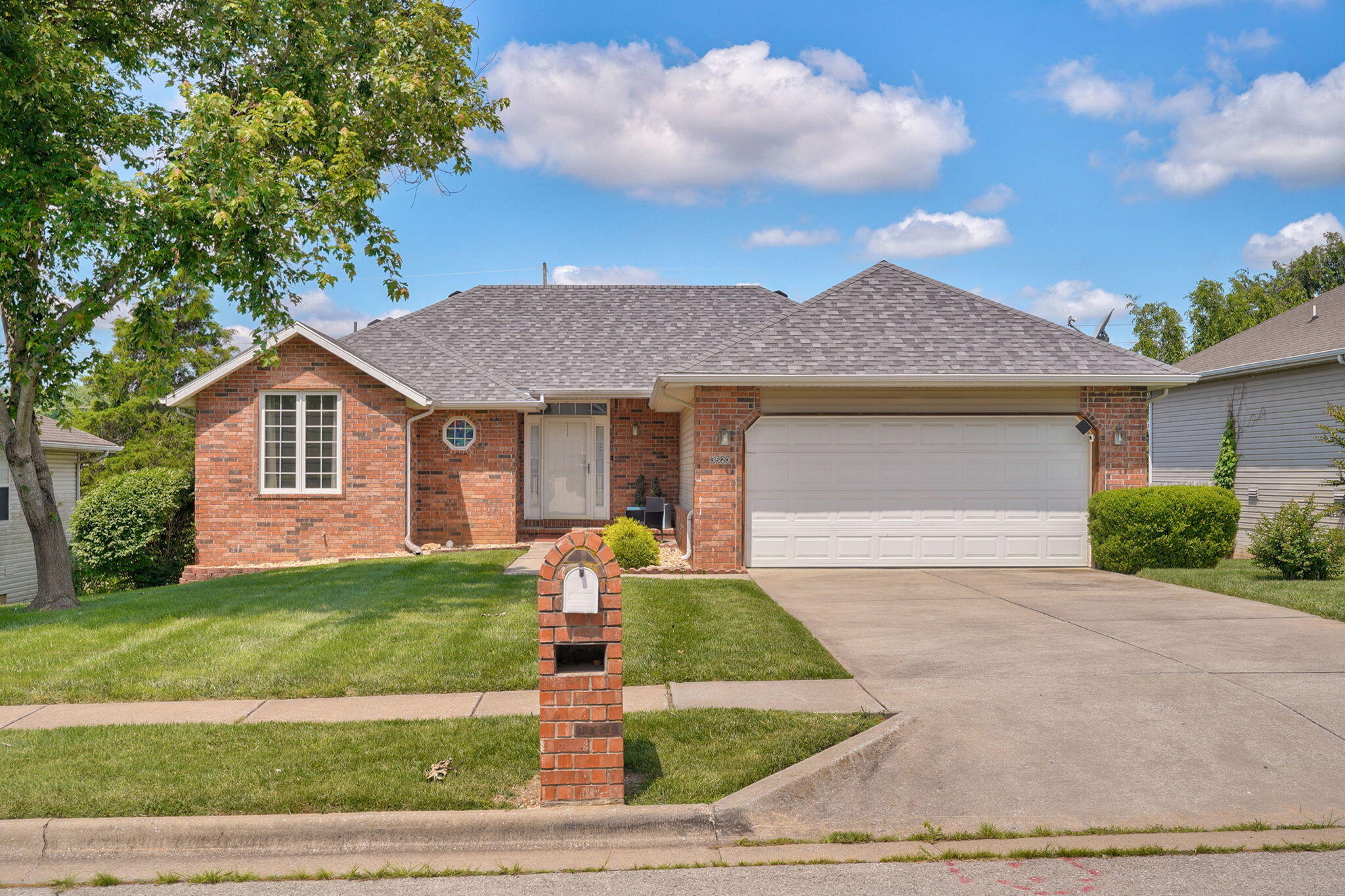 3523 S Brunswick Avenue, Springfield MO 65809