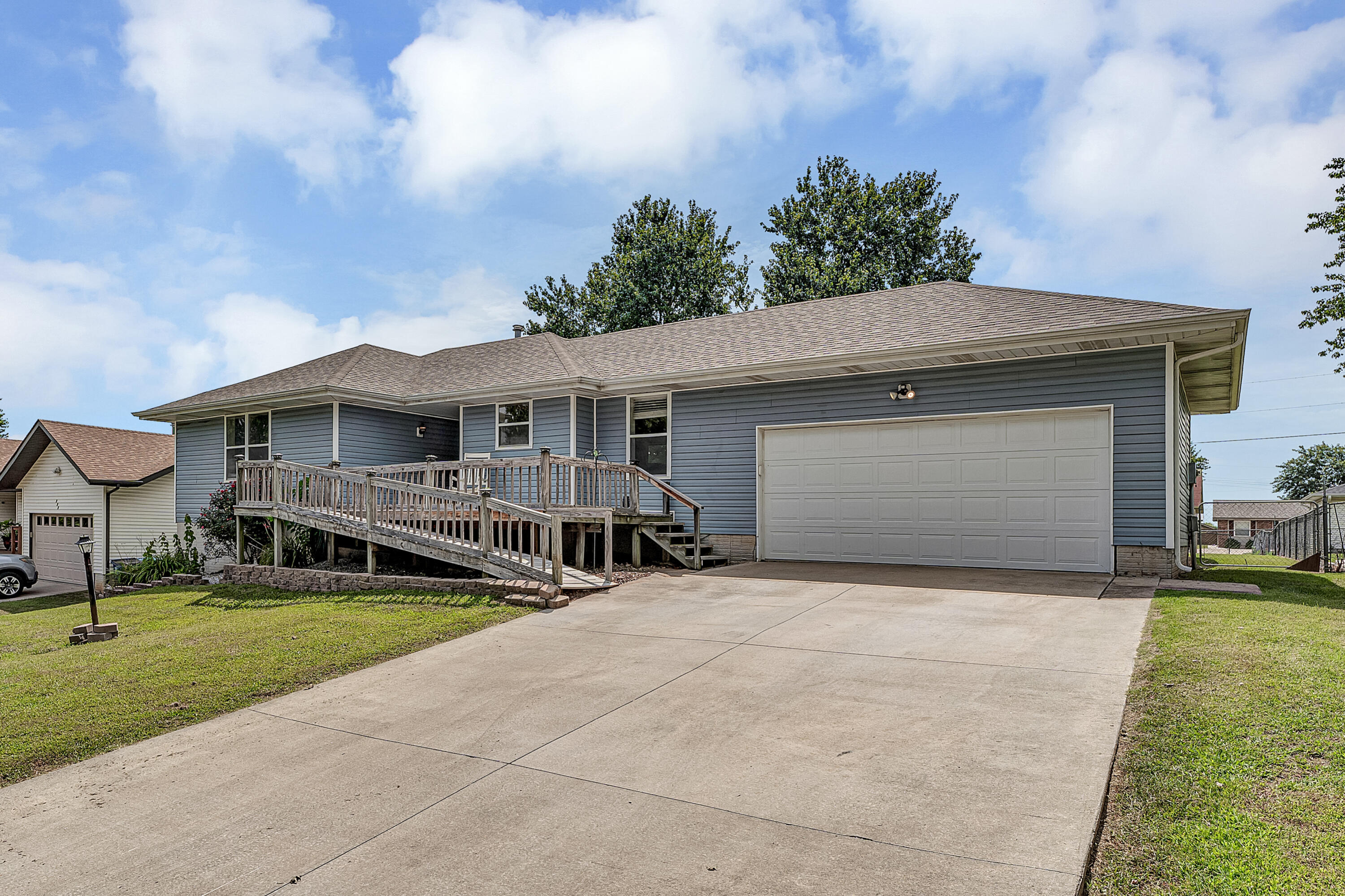 711 S Rice Street, Nixa MO 65714