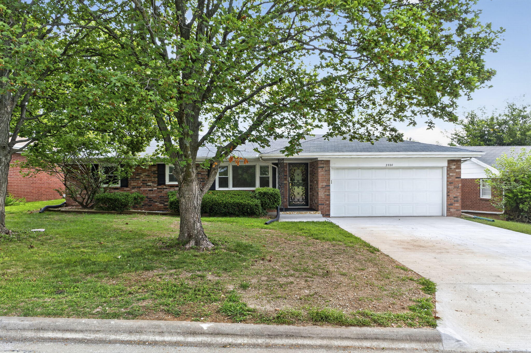 3444 N Fremont Avenue, Springfield MO 65803