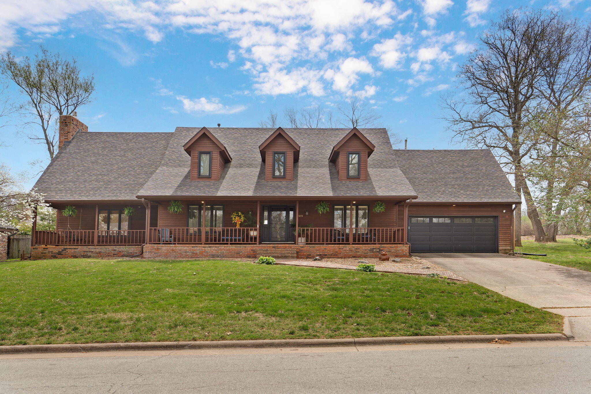 4072 E Linwood Street, Springfield MO 65809