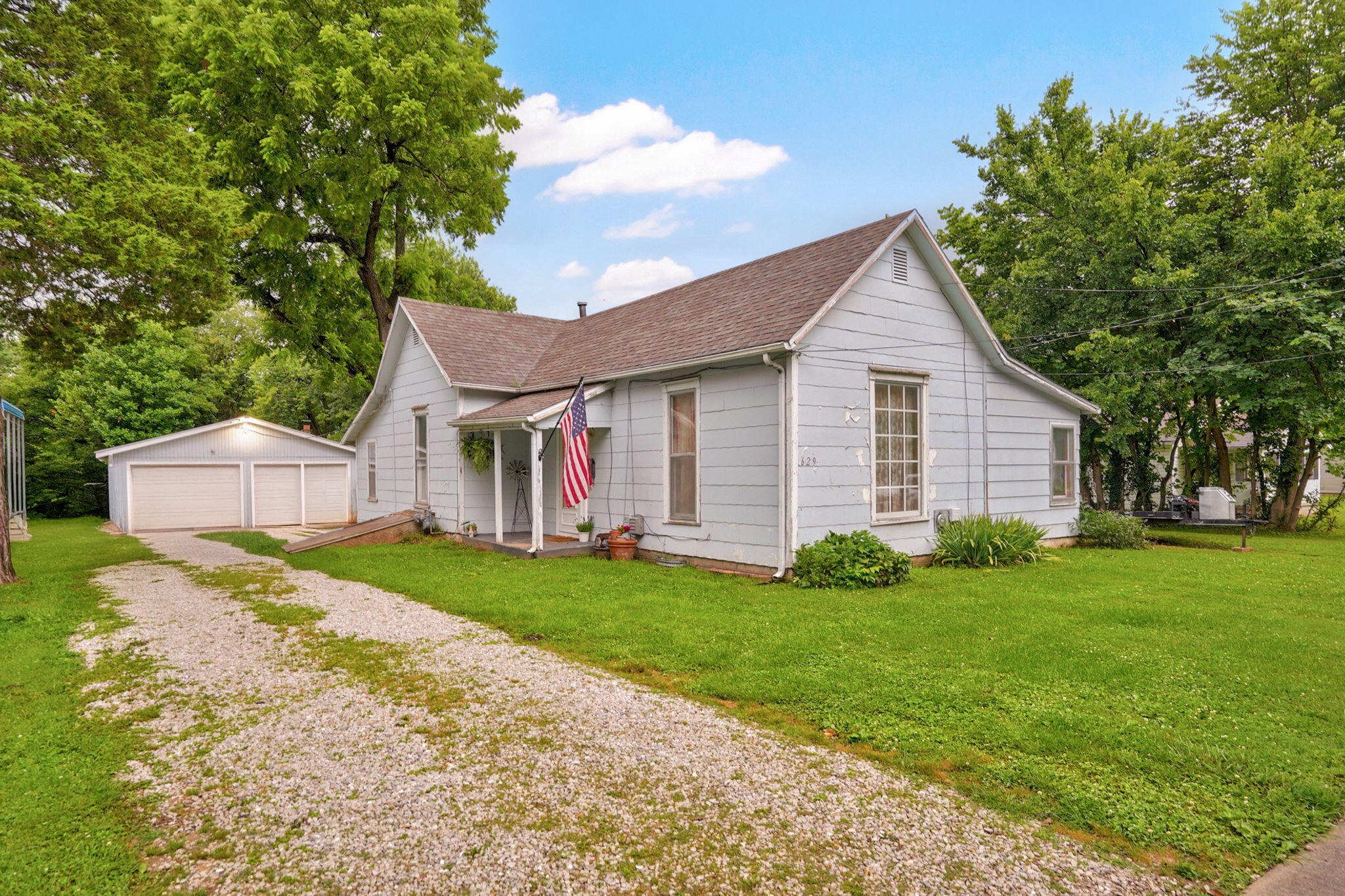 629 N Warren Avenue, Springfield MO 65802
