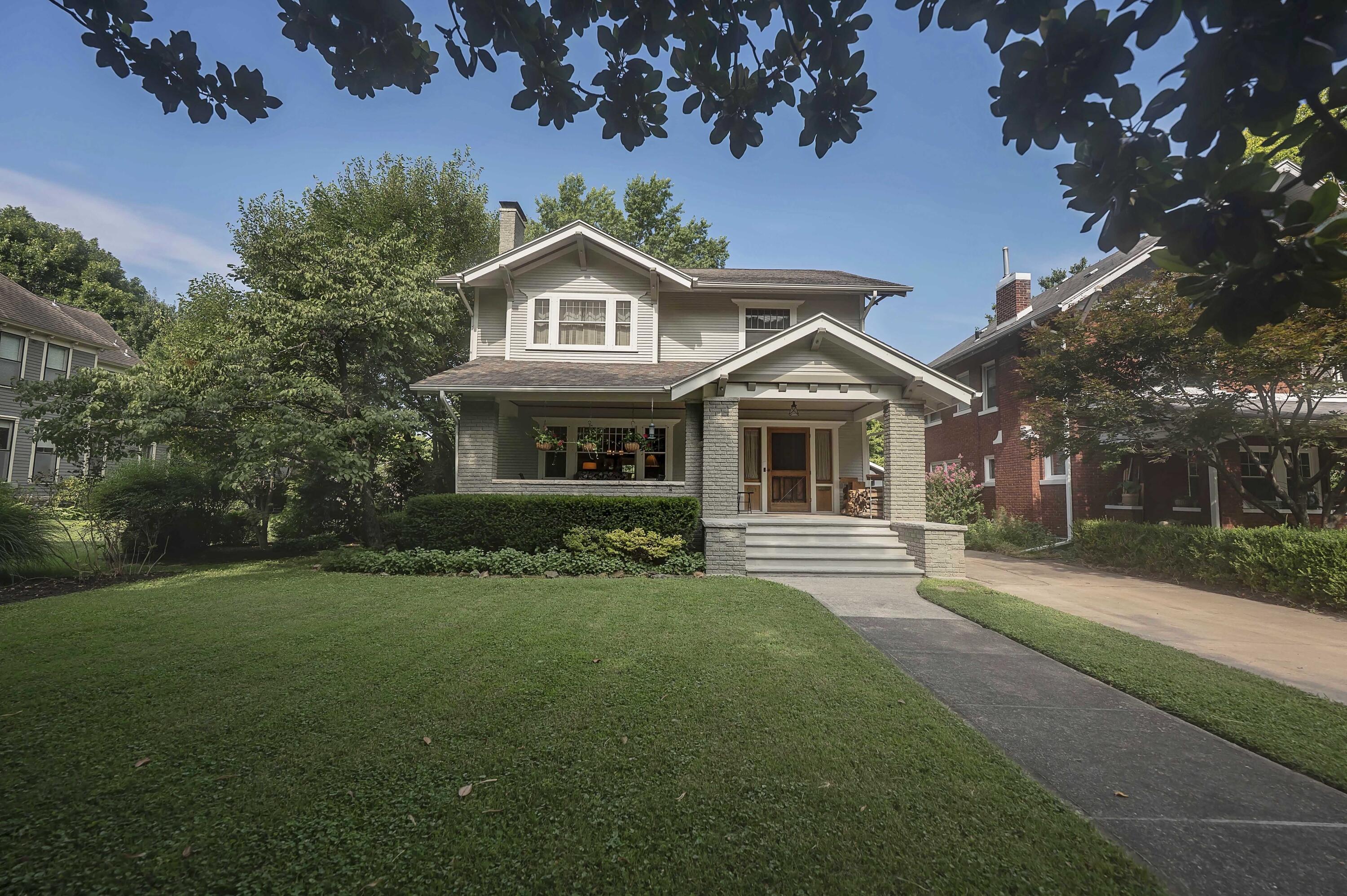 941 S Pickwick Avenue, Springfield MO 65804