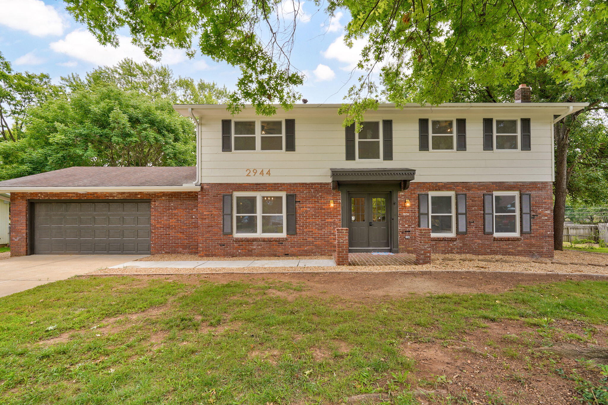 2944 S Josselin Place, Springfield MO 65804