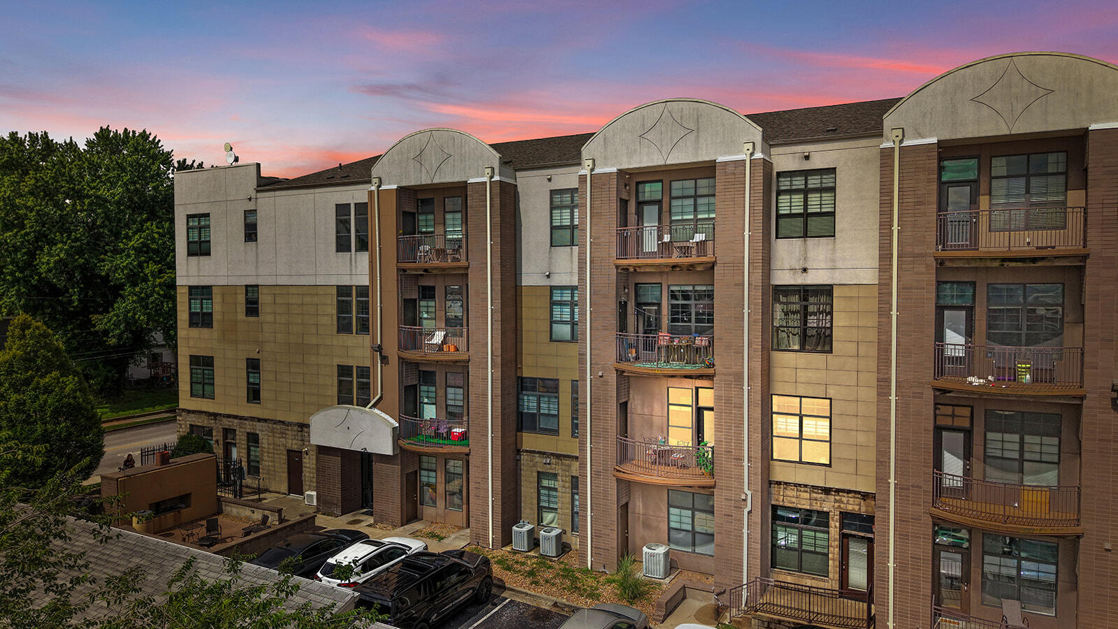 623 W Walnut Street Unit Unit 203, Springfield MO 65806