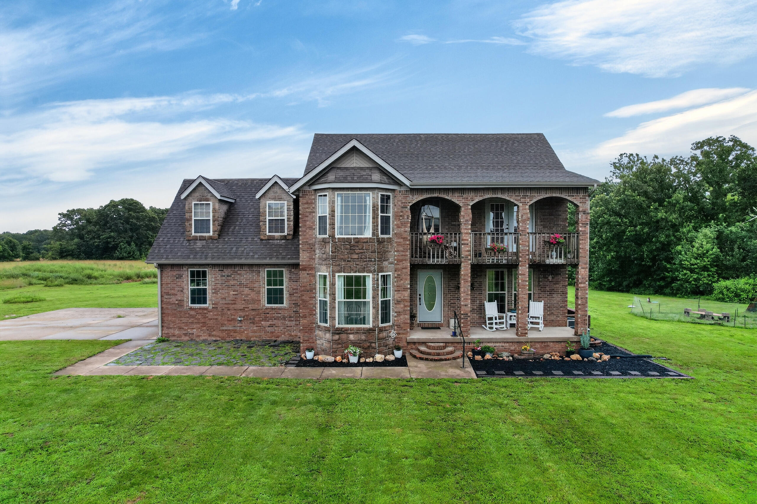 2024 Dark Valley Road, Marshfield MO 65706