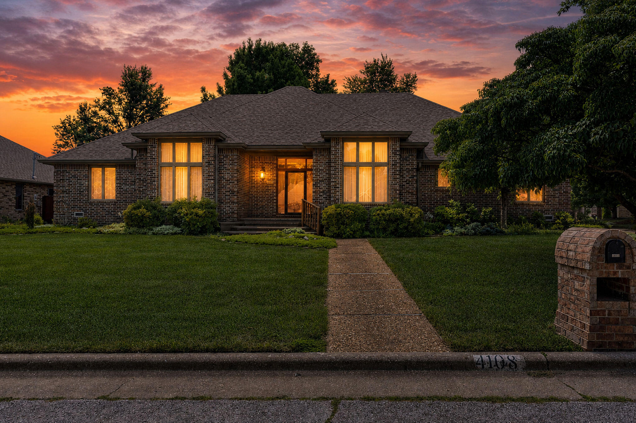 4108 E Kingsbury Street, Springfield MO 65809