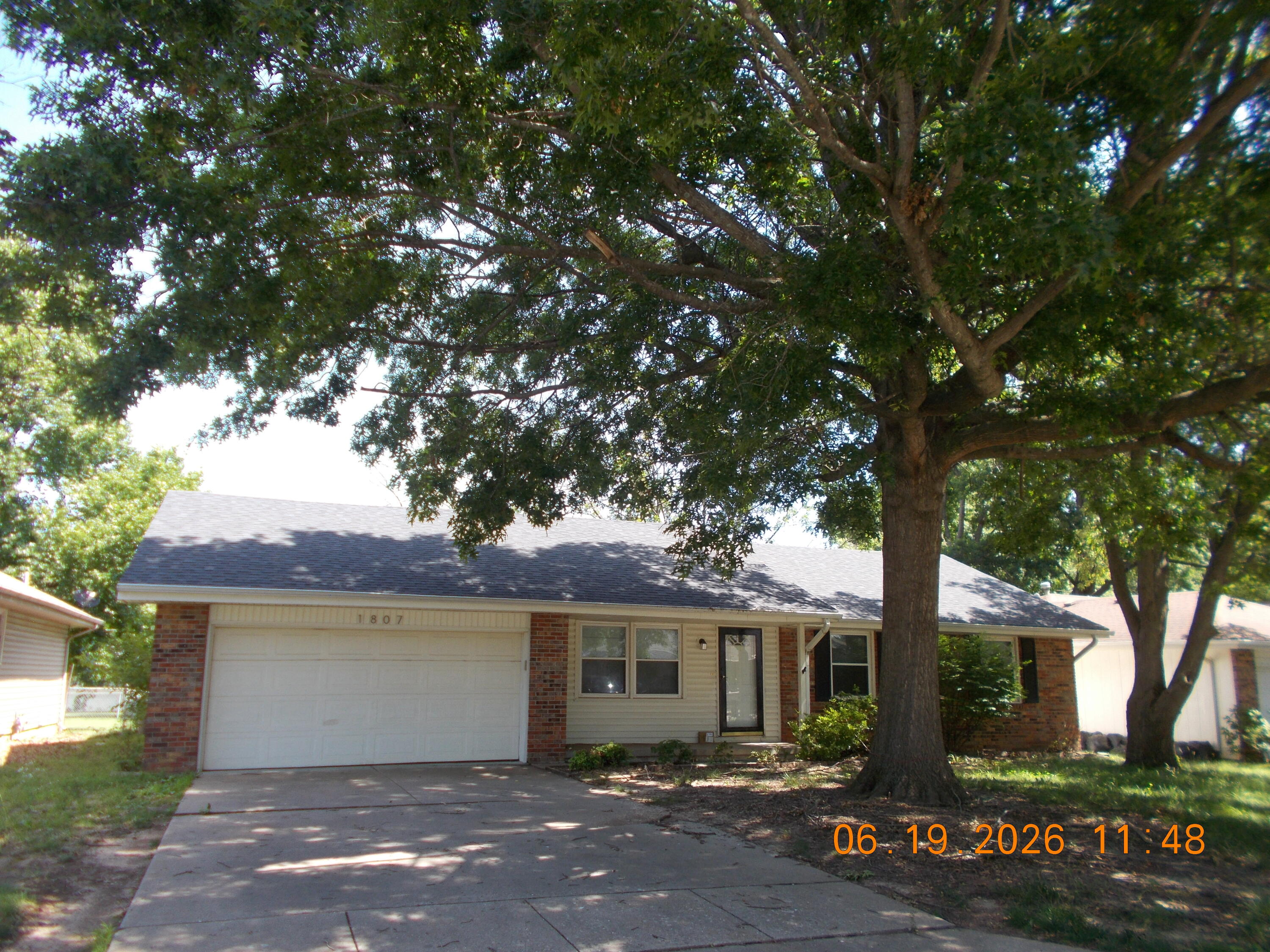 1807 W Swan Street, Springfield MO 65807