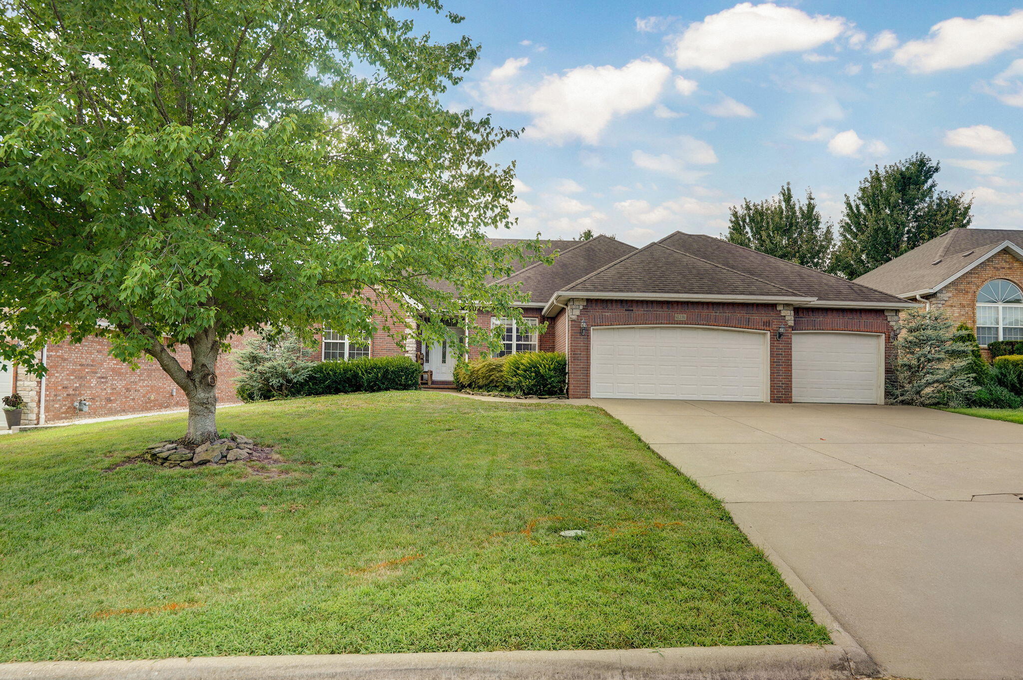 3862 W Vincent Drive, Springfield MO 65810