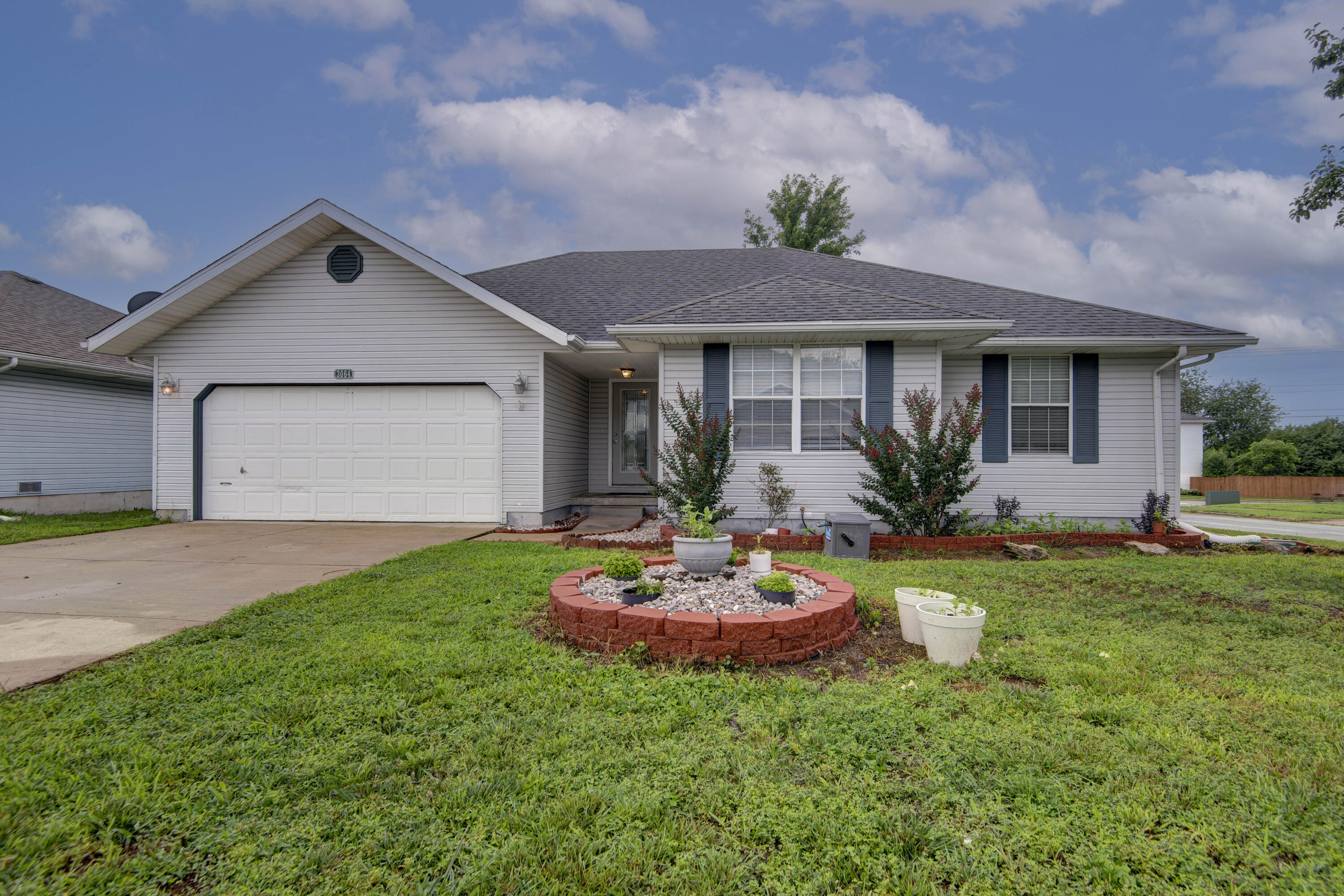 3064 W Westchester Place, Springfield MO 65810