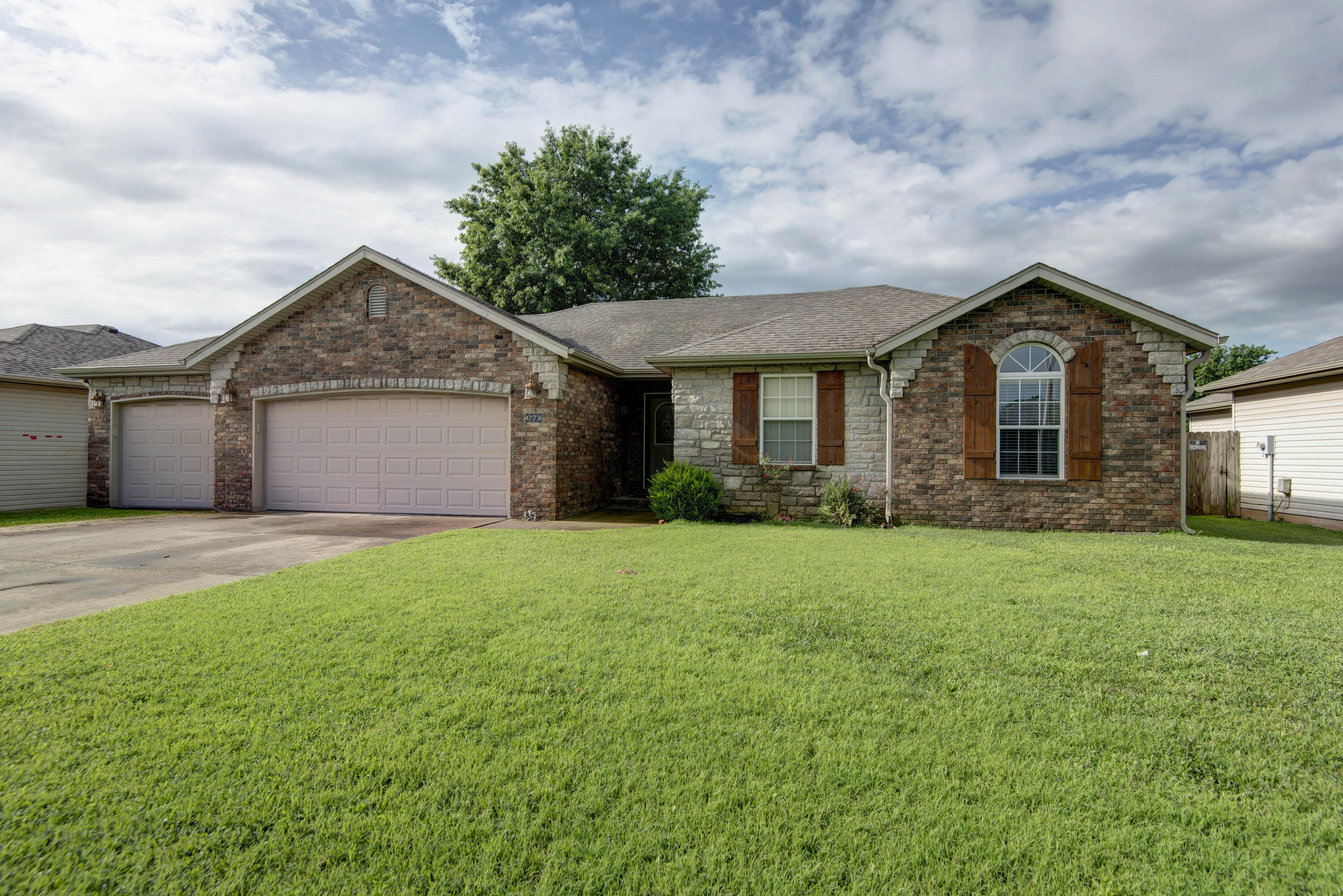 4776 W Stanford Street, Springfield MO 65802